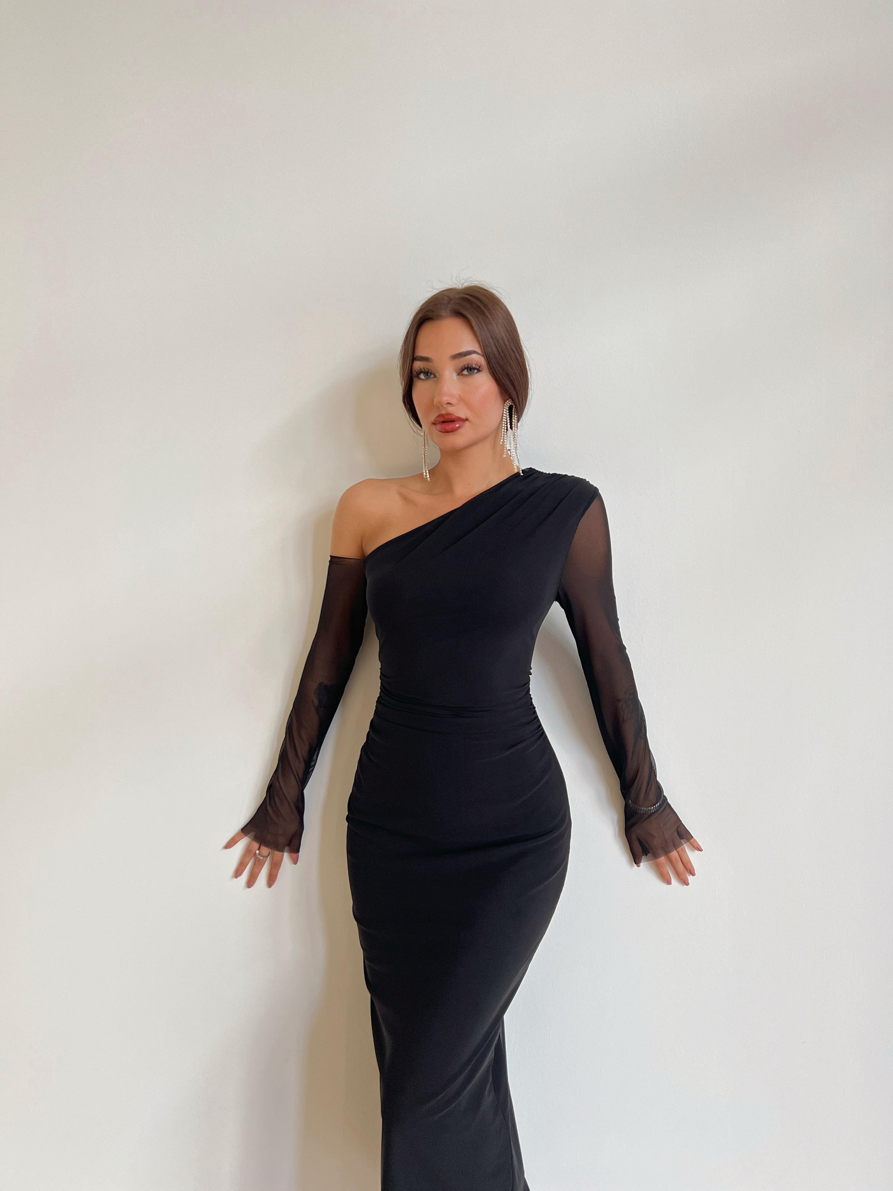 Asimetrik Yaka Tek Omuz Tül Detaylı Midi Boy Elbise