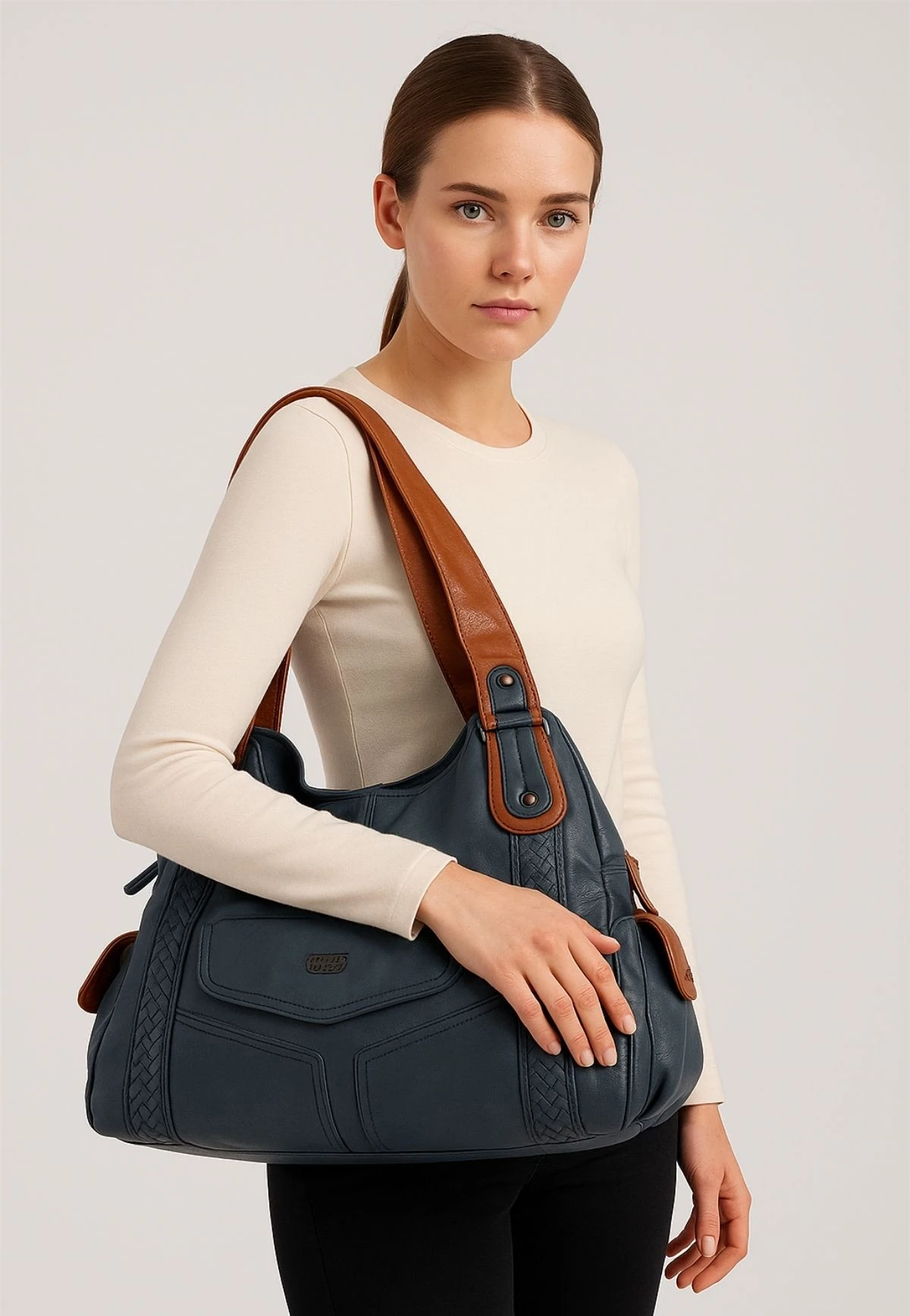 Batti Mavi Cilt Omuz Çantası