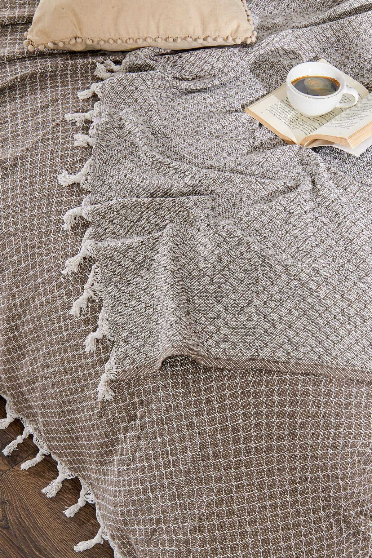 Çift Kişilik Yatak Pikesi Alice Kahverengi 200 x 230 Cm