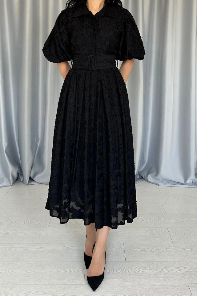 Siyah Kemerli Balon Kollu Elbise