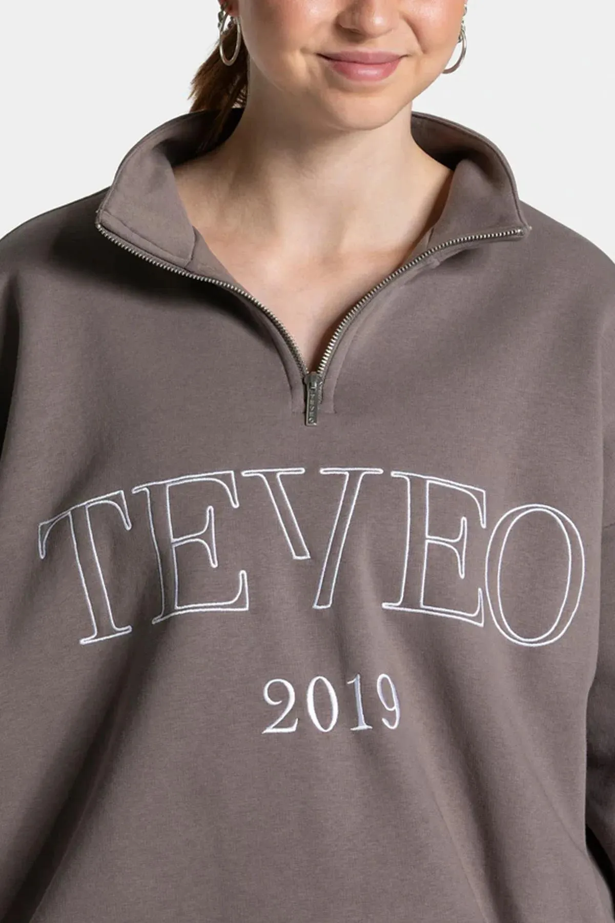 Yarım Fermuarlı Üç İplik Oversize Sweatshirt