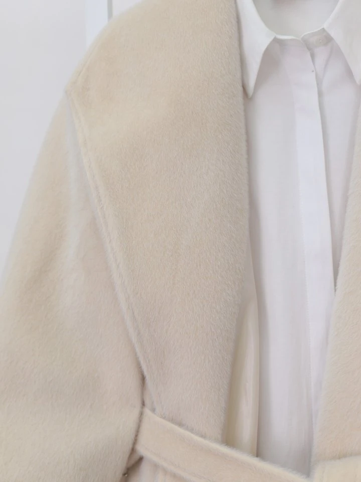 Kolu Ribanalı Şal Yaka Astarlı Kaşe Kaban -Krem