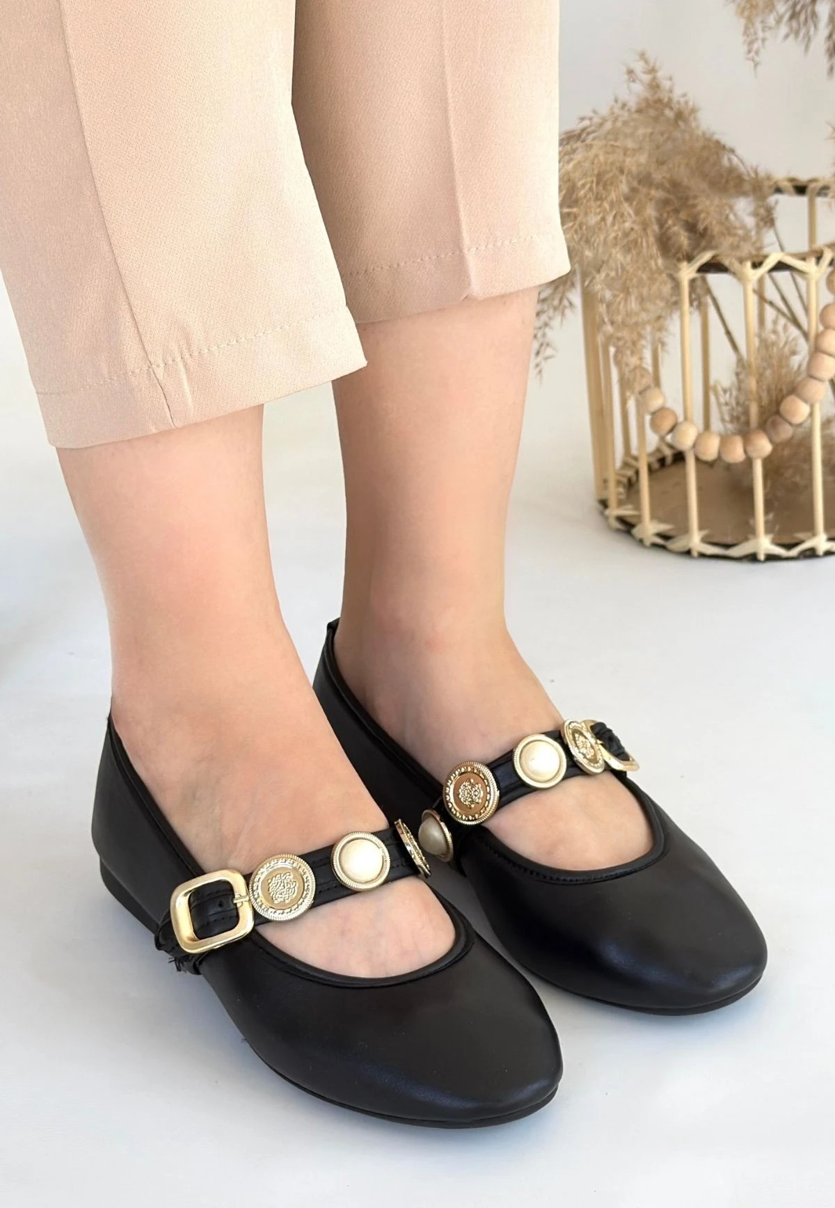 Atnis Siyah Cilt Babet Ayakkabı