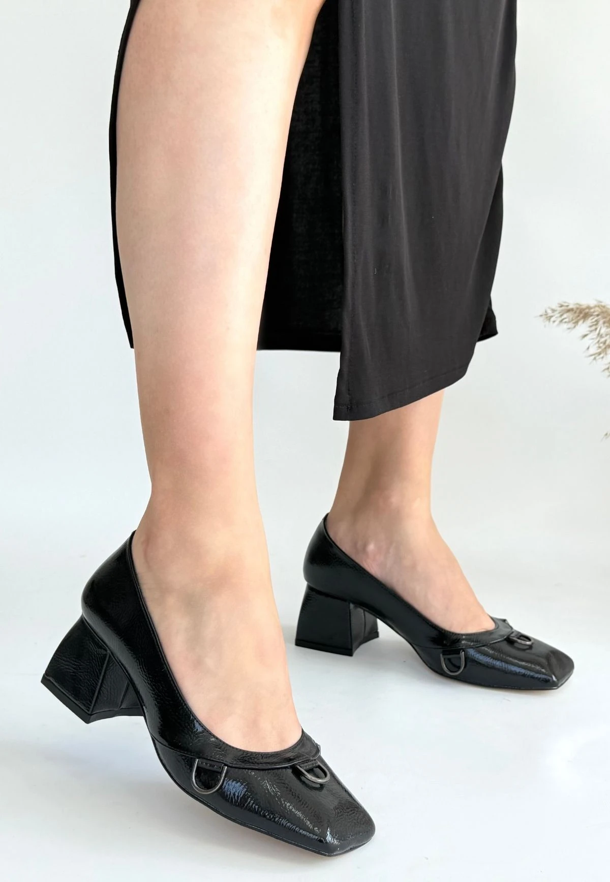 Cande Siyah Rugan Topuklu Ayakkabı