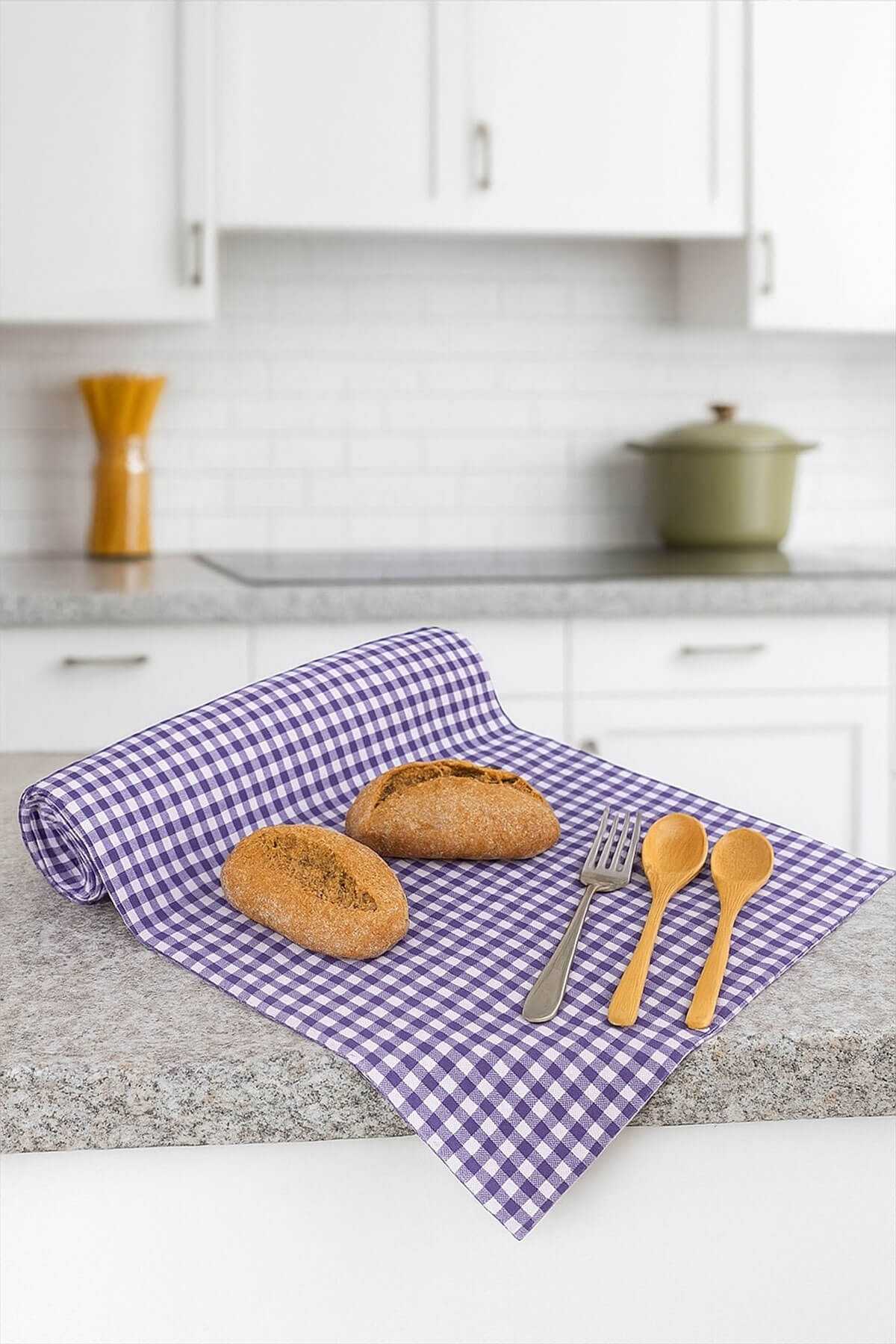 Zefir Desen Sofra Bezi Masa Örtüsü 170 x 170 Cm Lila