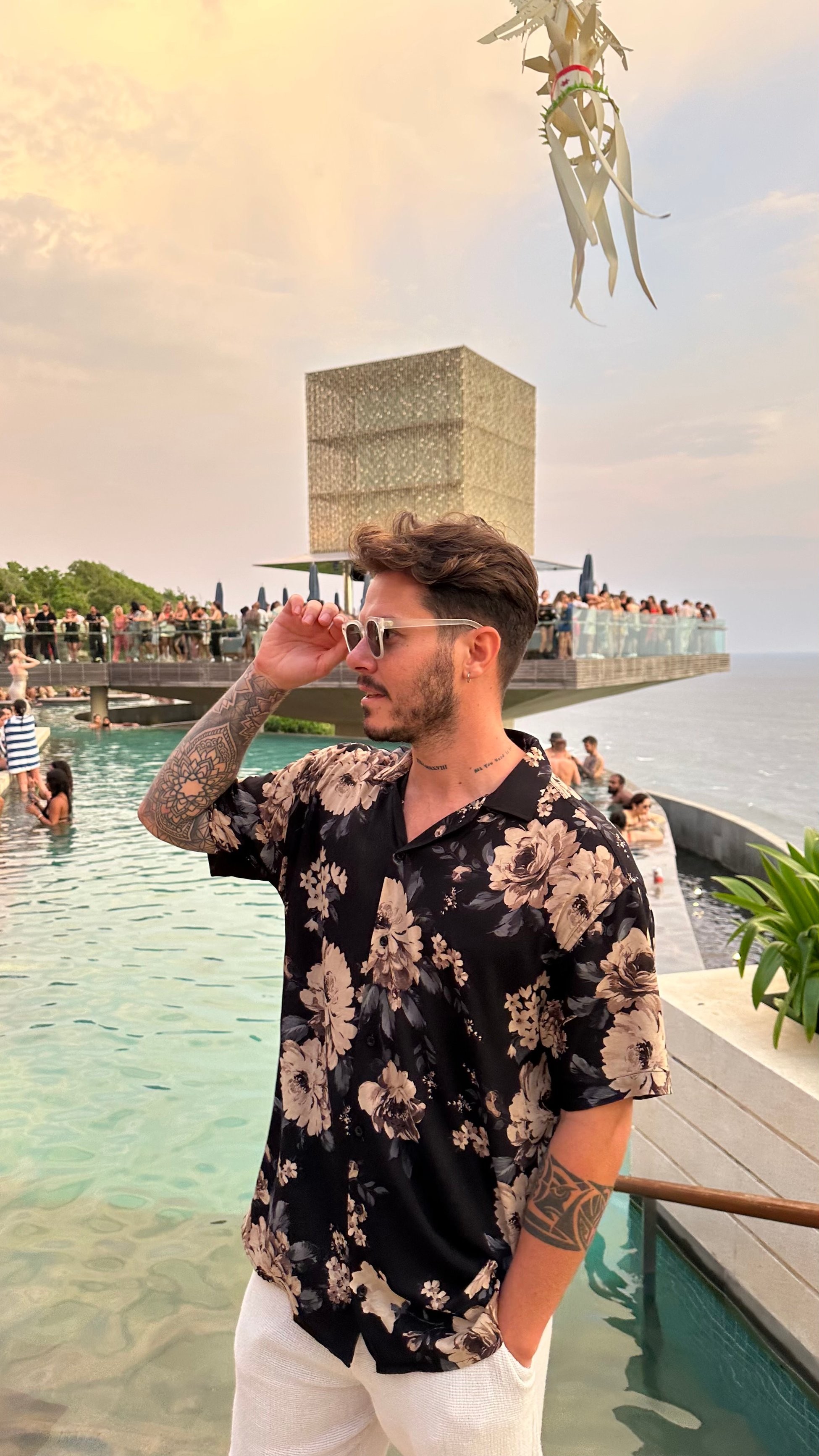 Bali Çiçekli Viskon Gömlek