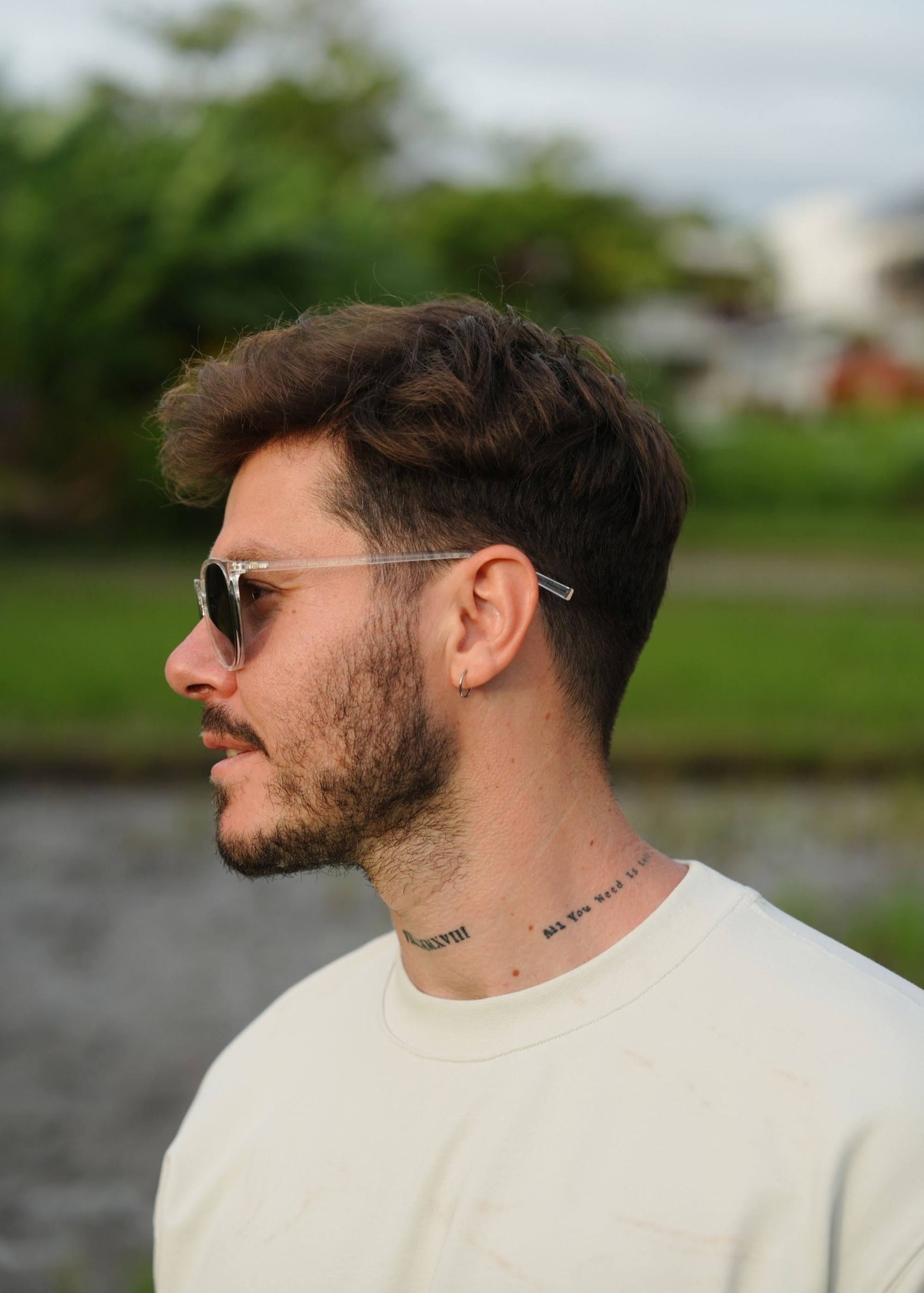 Square retro aviator sunglasses, Transparent framed sunglasses with dark tint lenses, High quality clear sunglasses Thesezaraccesories