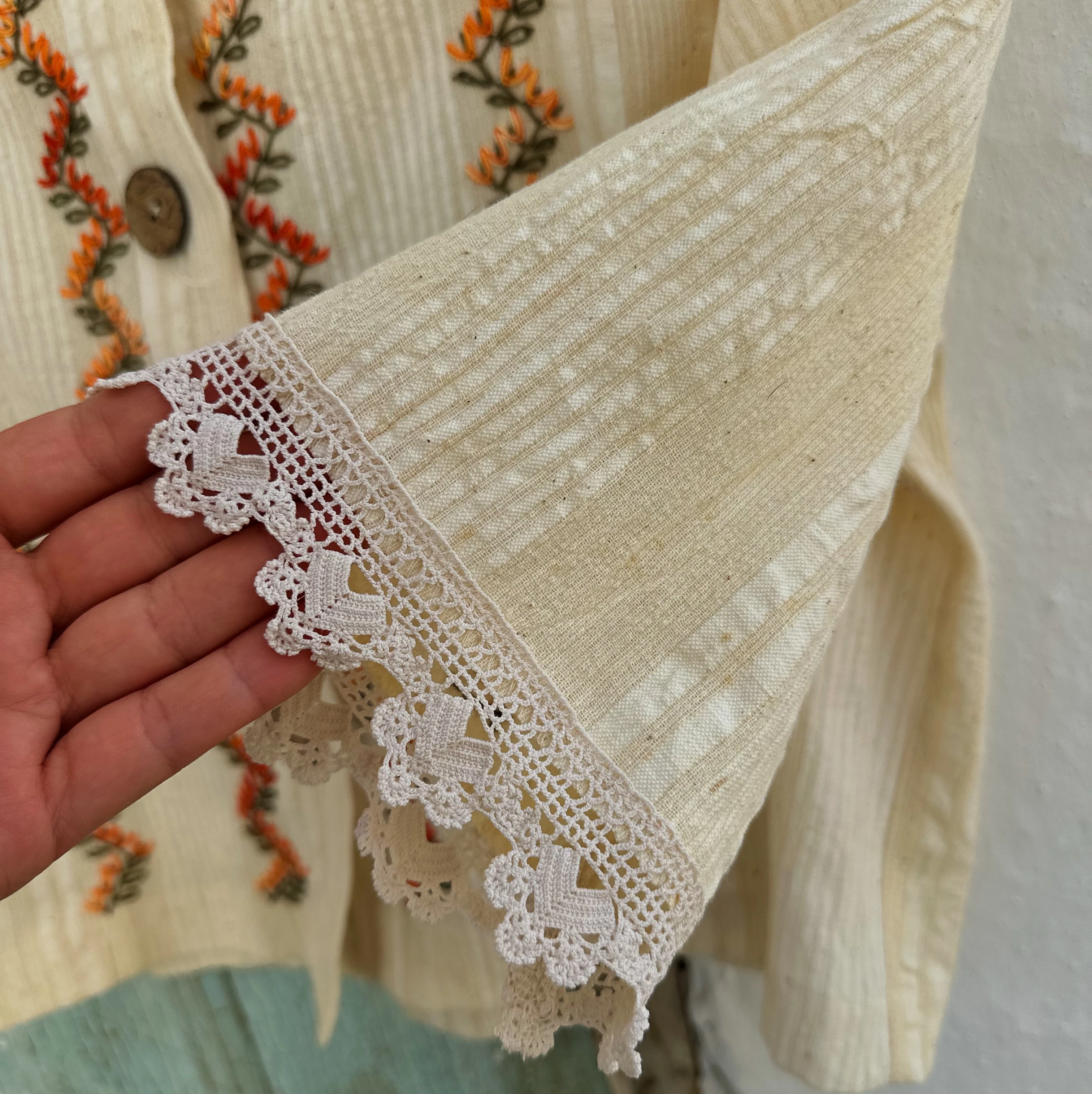 Sarmaşıklar El Nakışlı Crop Ceket (38-40 Beden)