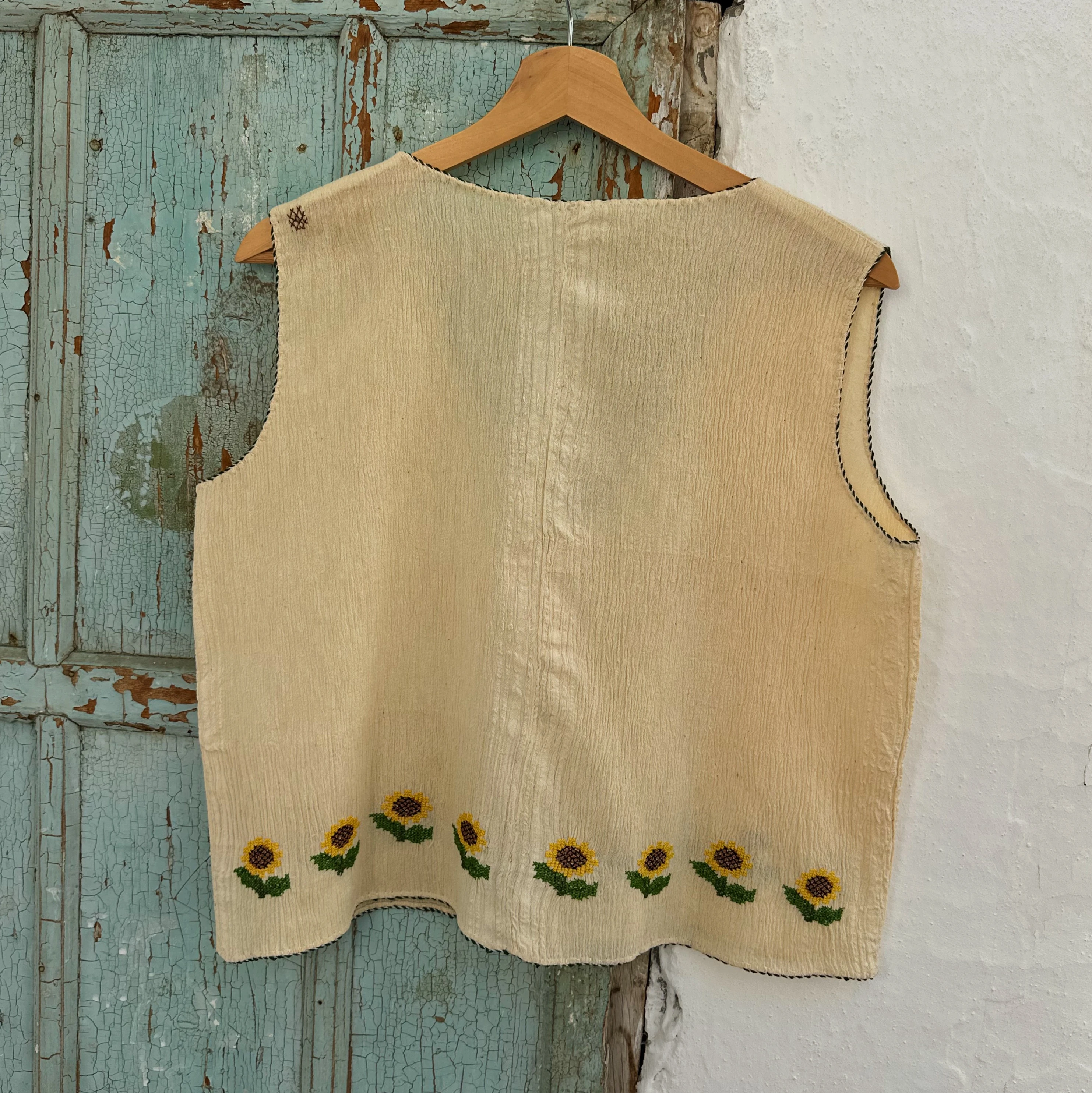 Ayçiçeği El Nakışlı Dokuma Yelek (38-40 Beden)