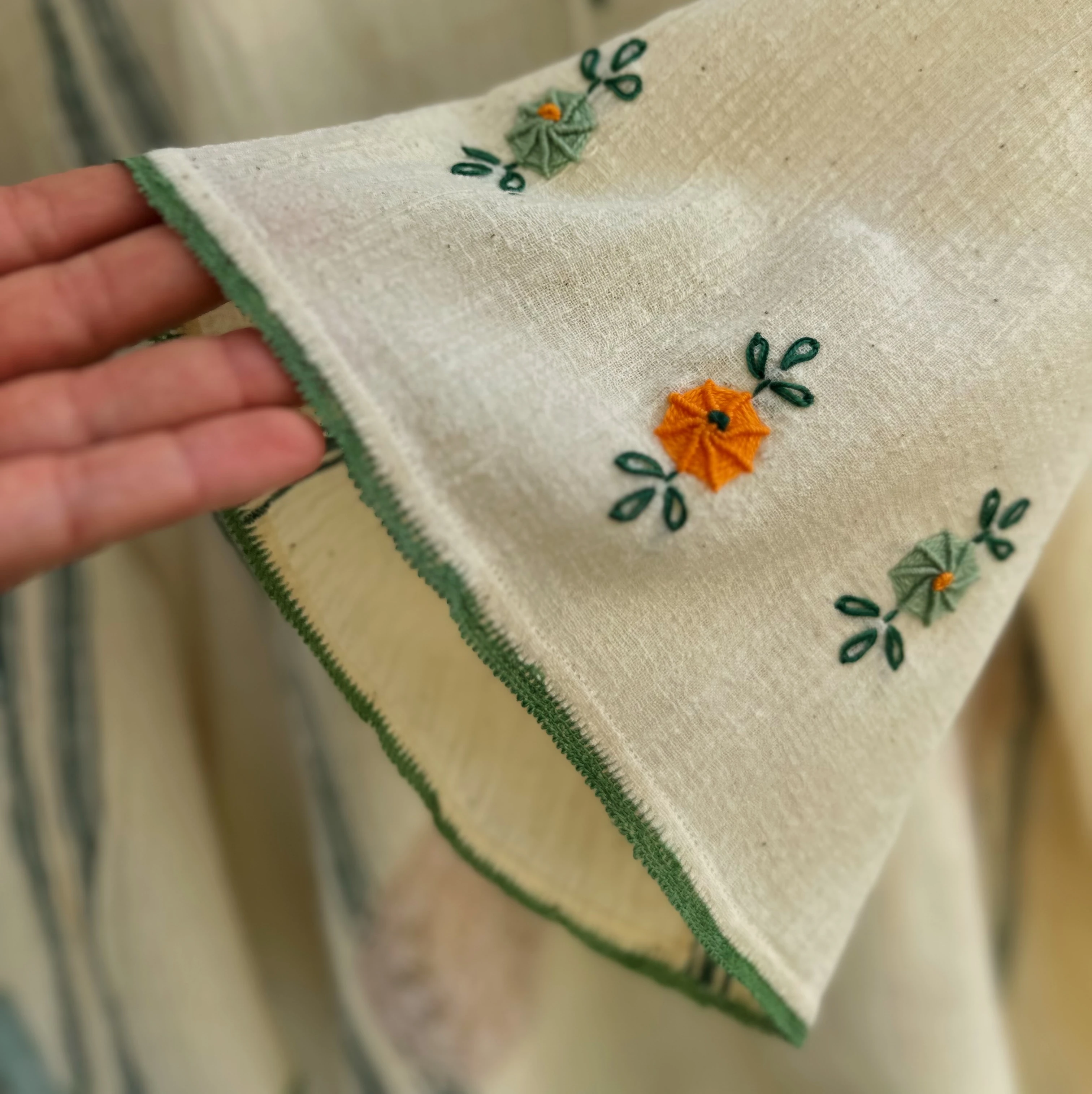 Turuncu Yeşil Çiçekli Göynek (50-52 Beden)