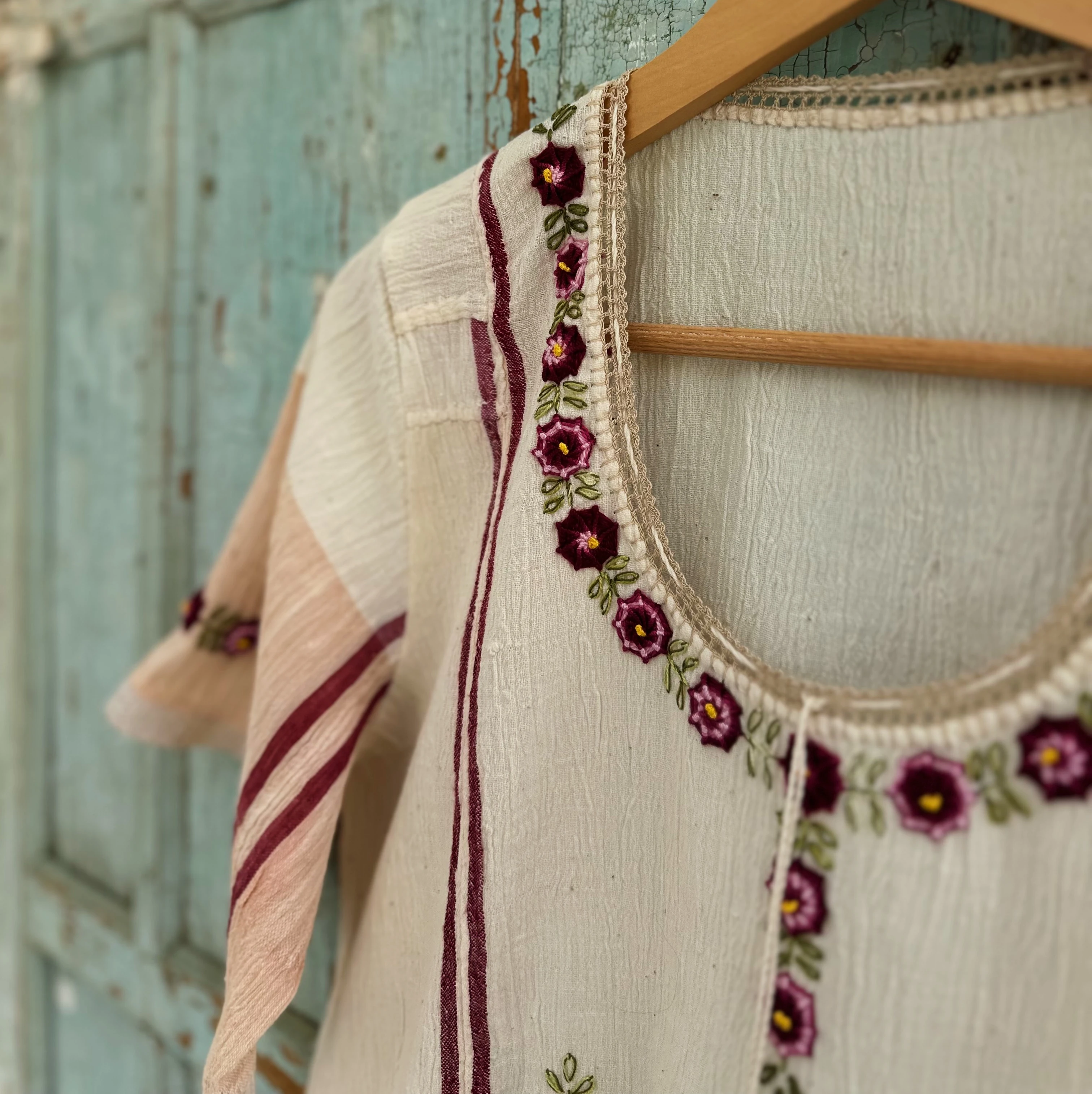 Fuşya Çiçekli Göynek (36-38 Beden)