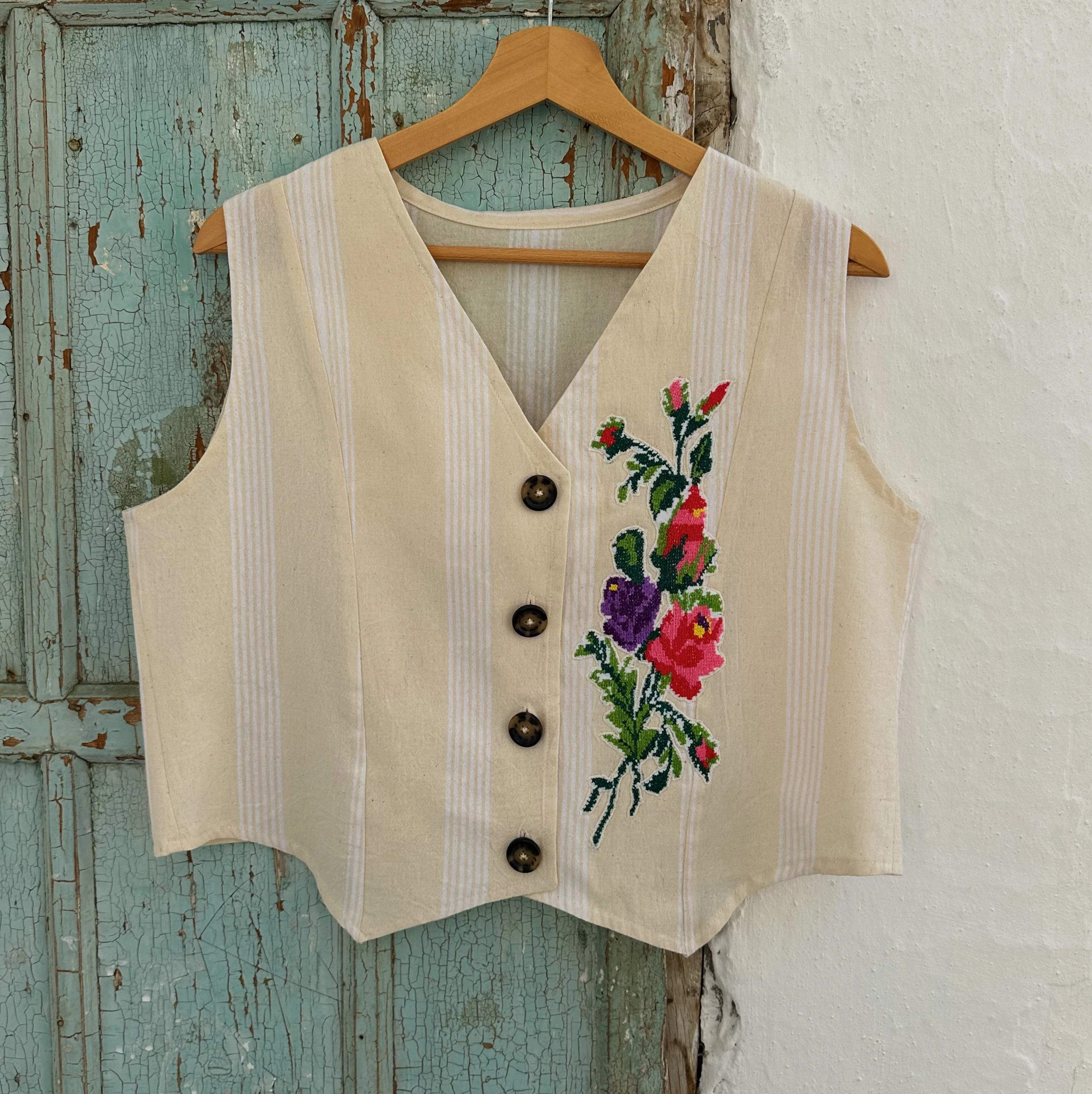 Pembe Mor Güller Dokuma Yelek (40-42 Beden)