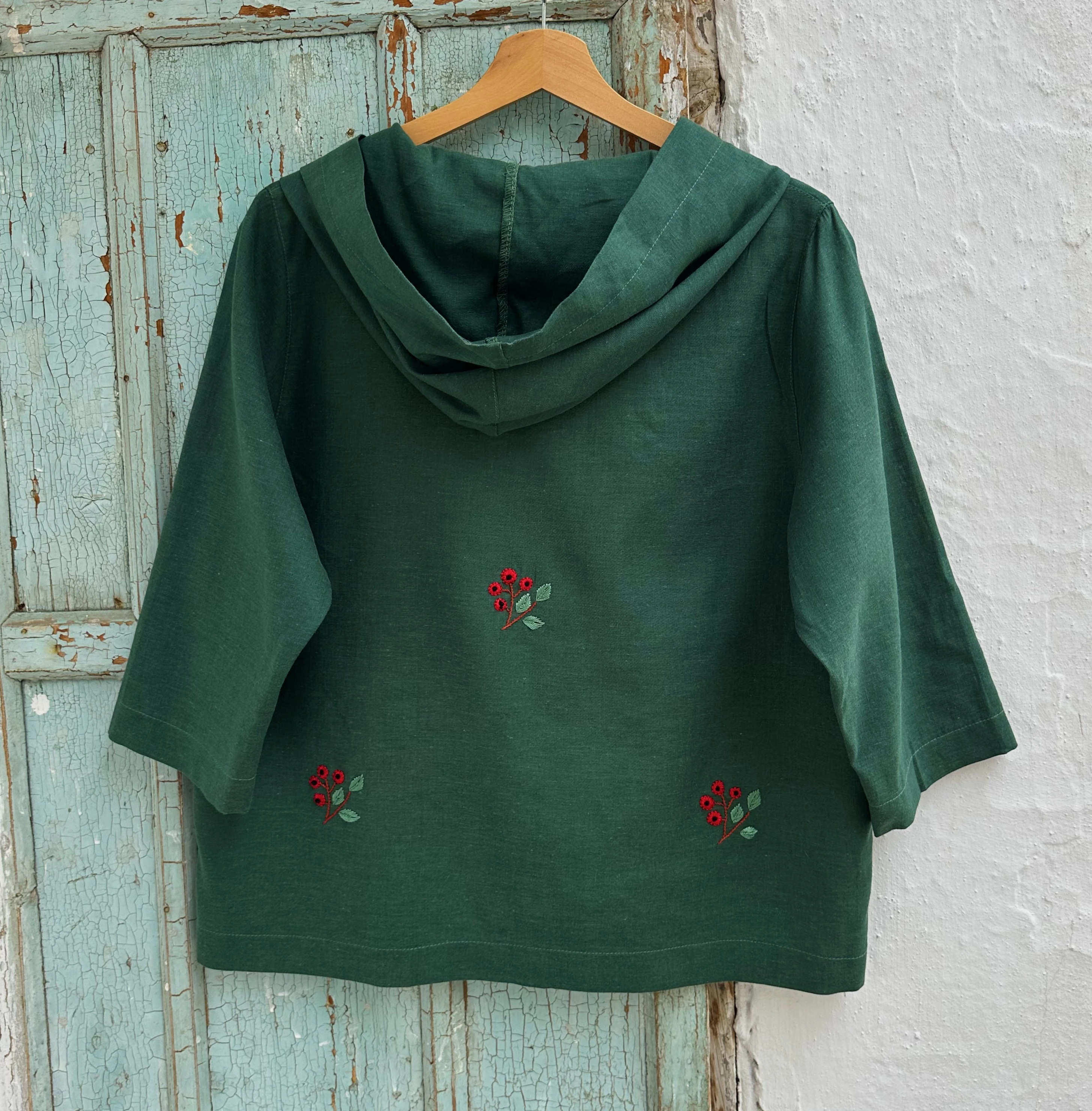 Atatürk Çiçeği El Nakışlı İpek Keten Ceket (Standart Beden)