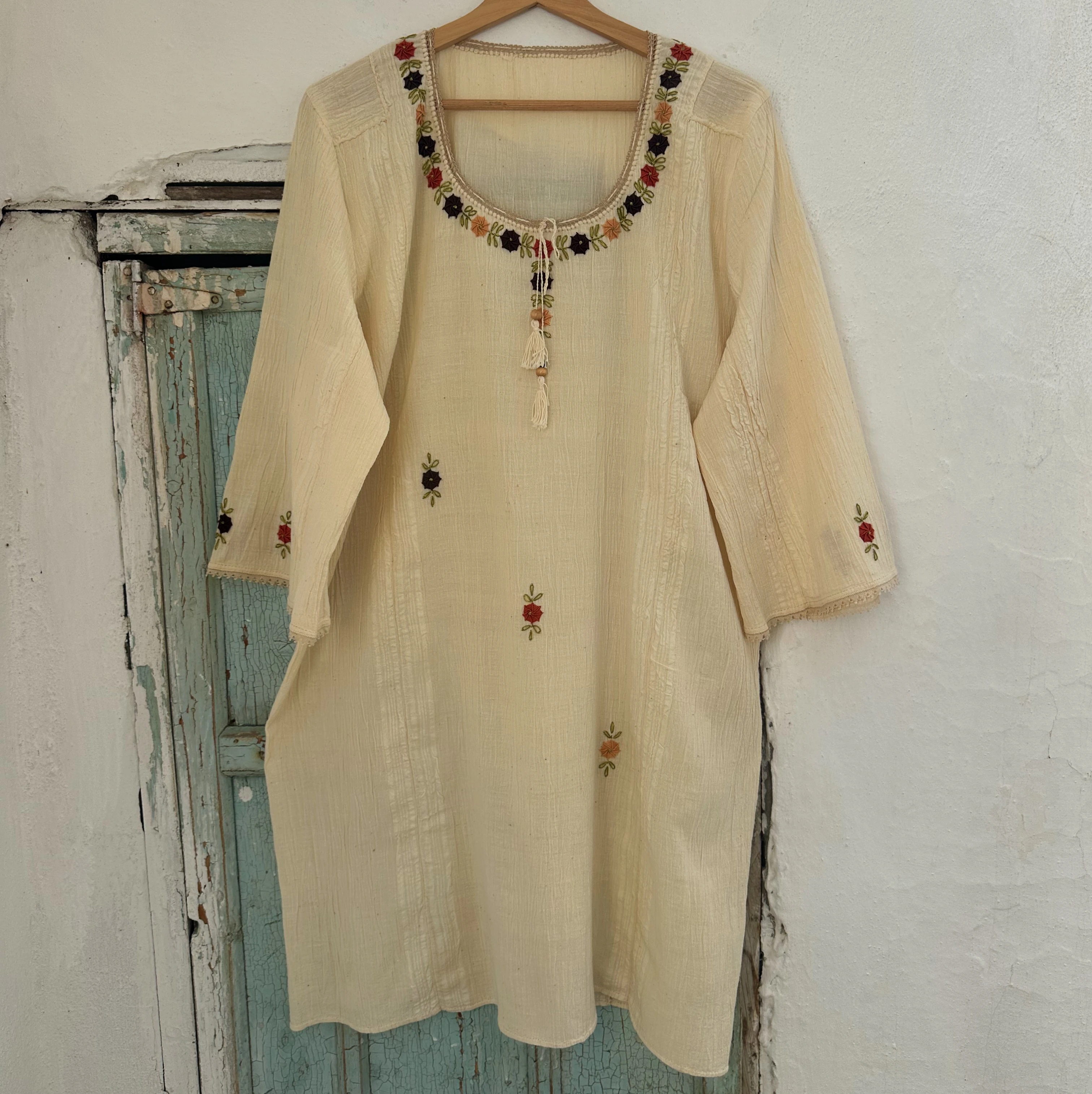 Kahverengi Çiçekli Göynek (44-46 Beden)