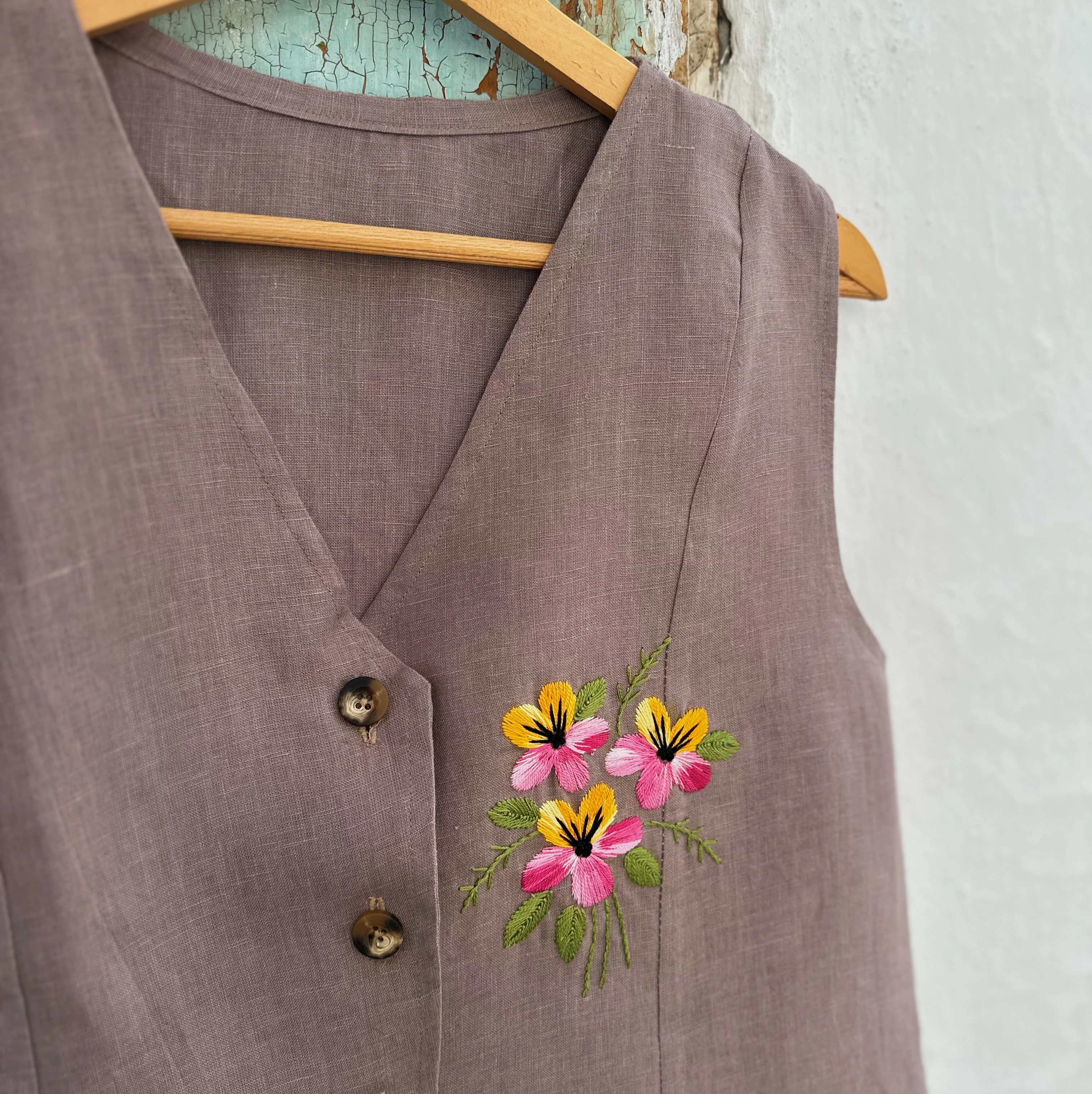 Menekşe El Nakışlı İpek Keten Yelek (40-42 Beden)