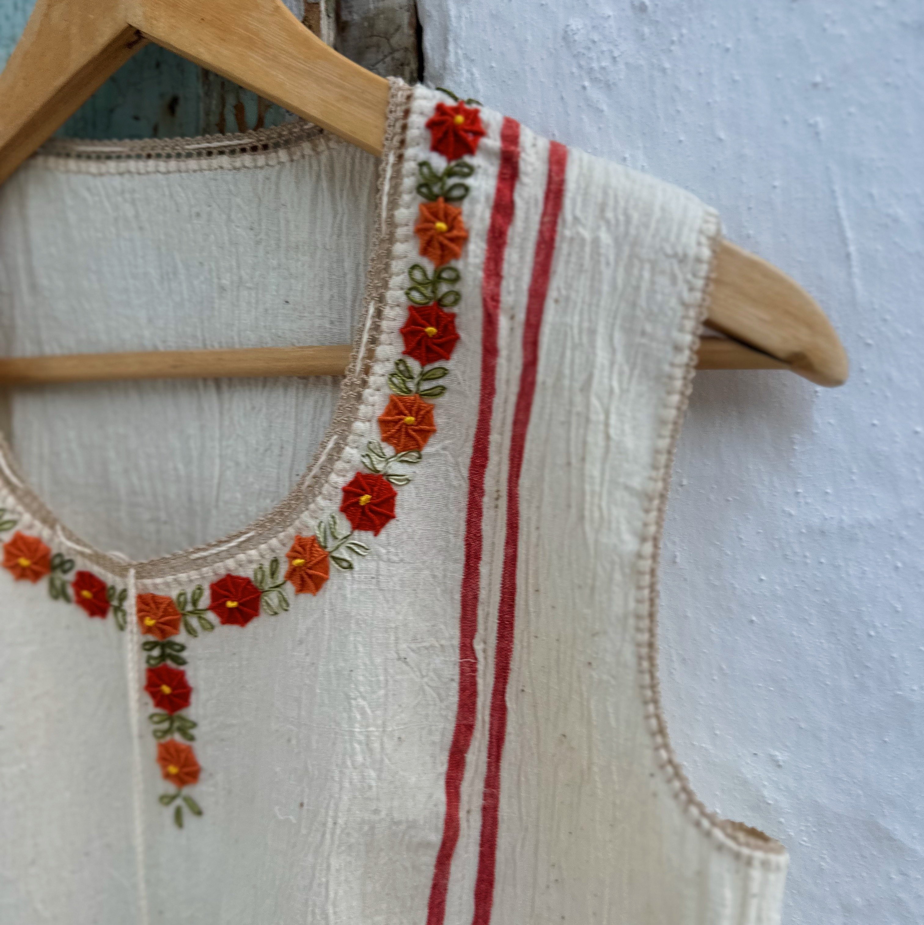 Turuncu Çiçekli Göynek (38-40 Beden)