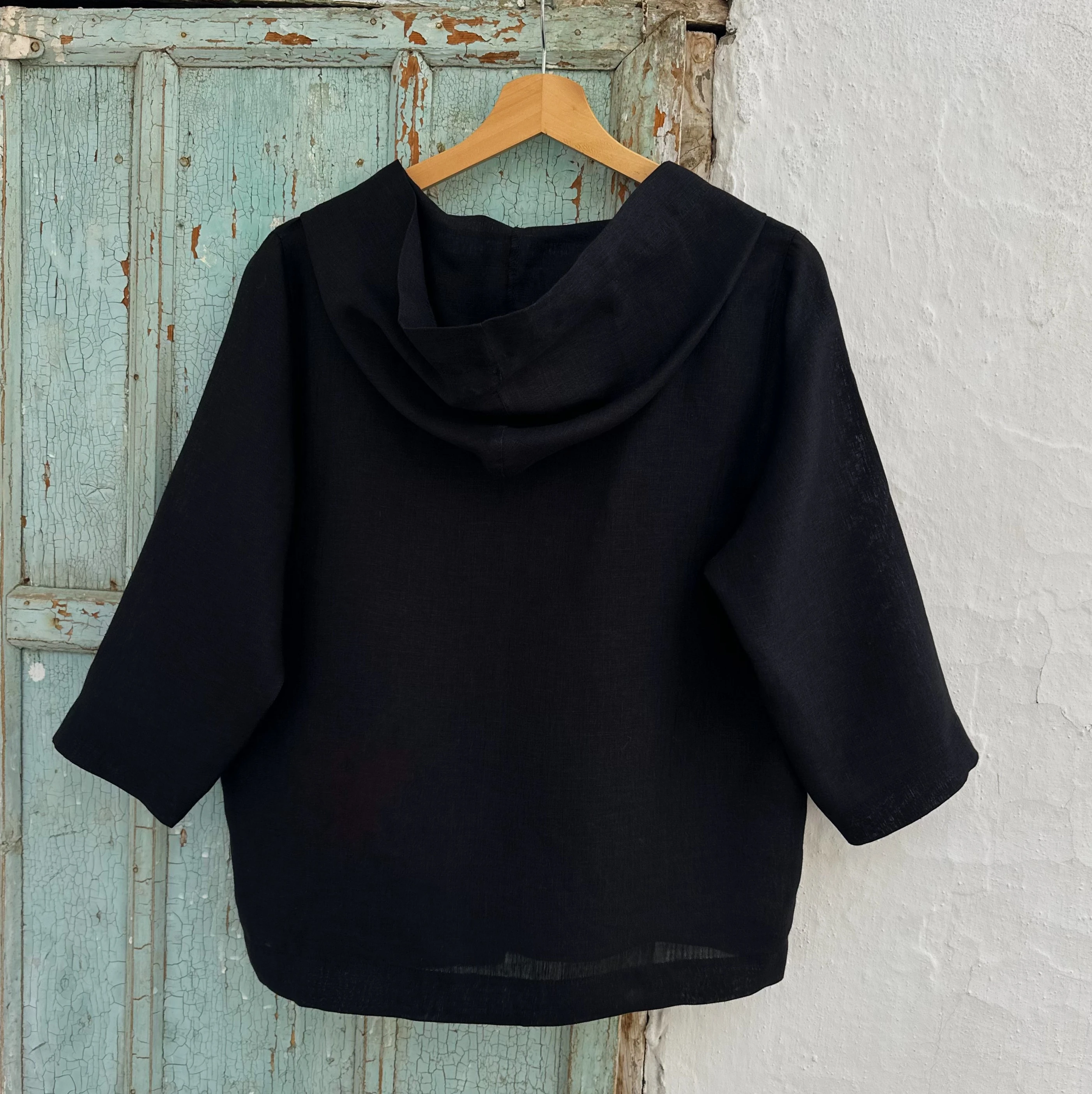 Atatürk Çiçeği El Nakışlı İpek Keten Ceket (Standart Beden)