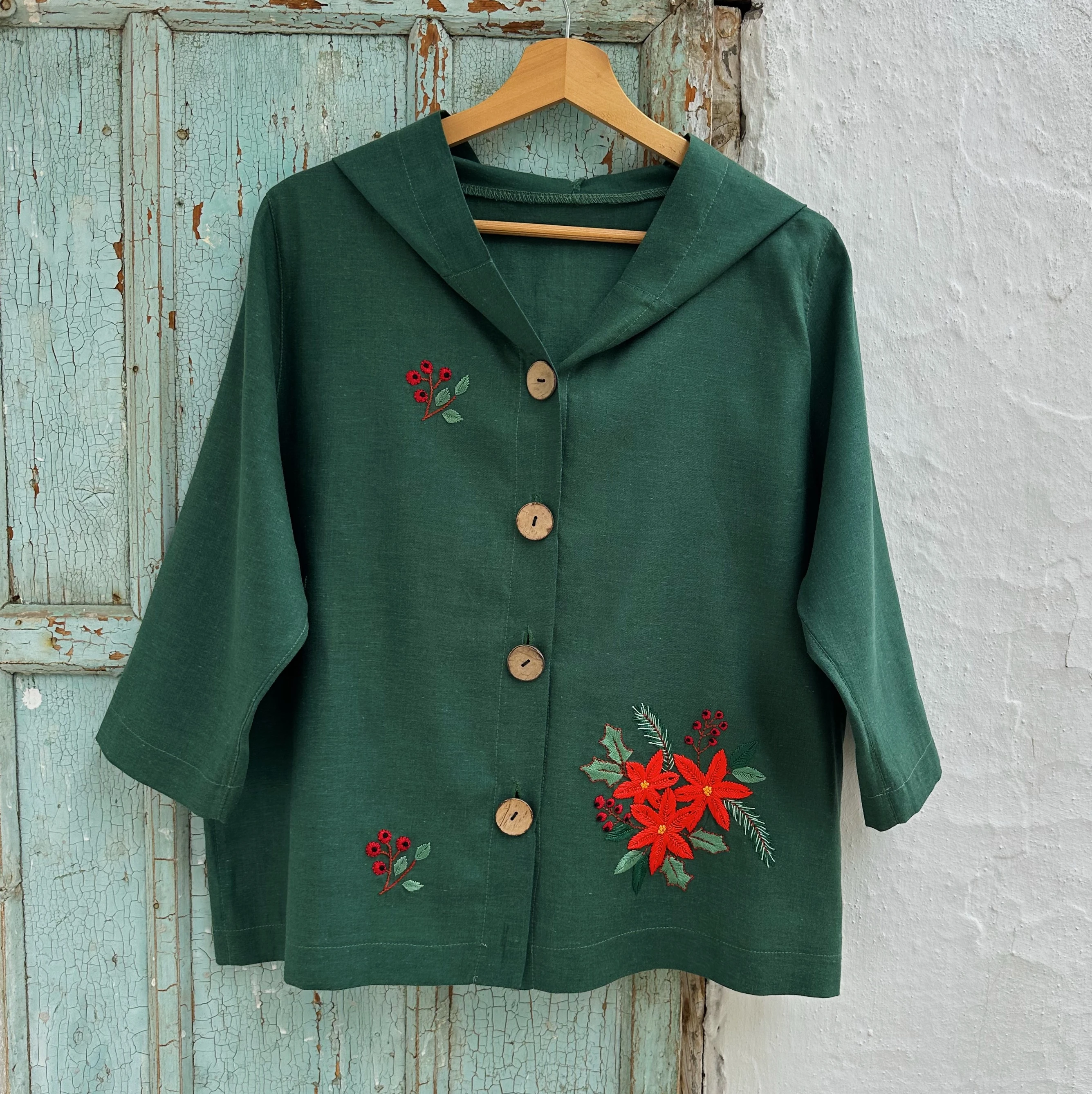 Atatürk Çiçeği El Nakışlı İpek Keten Ceket (Standart Beden)