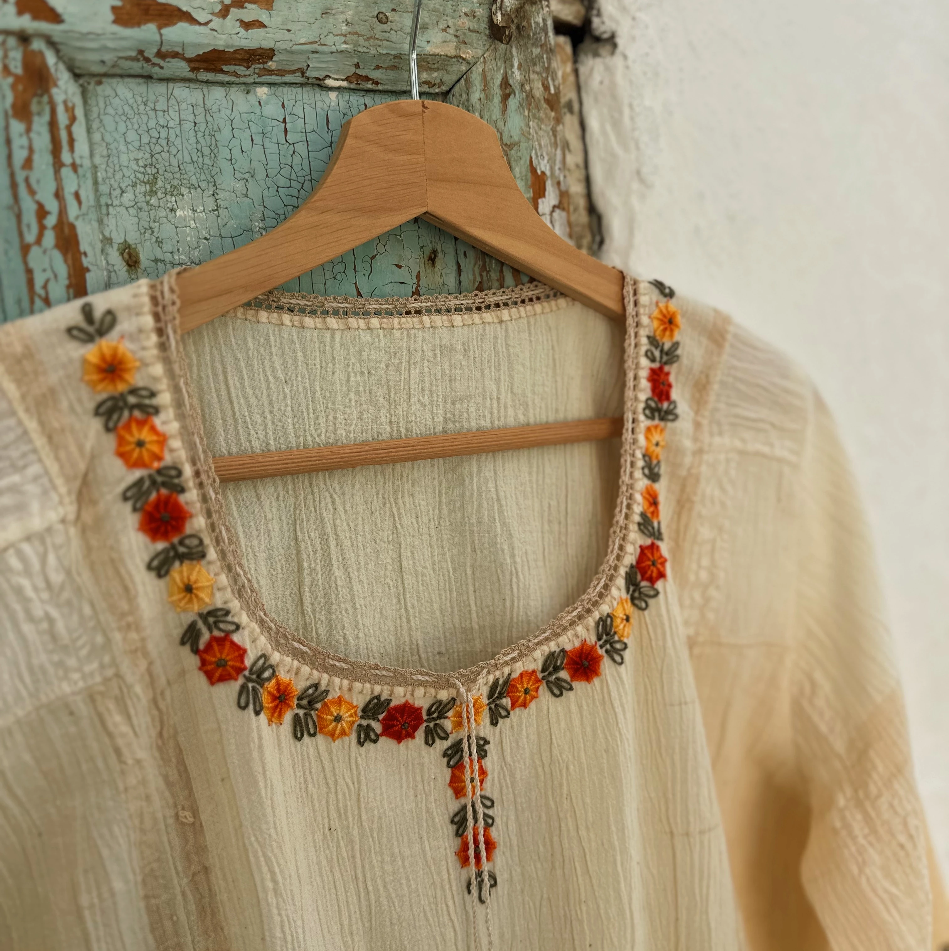 Turuncu Çiçekli Göynek (42 Beden)