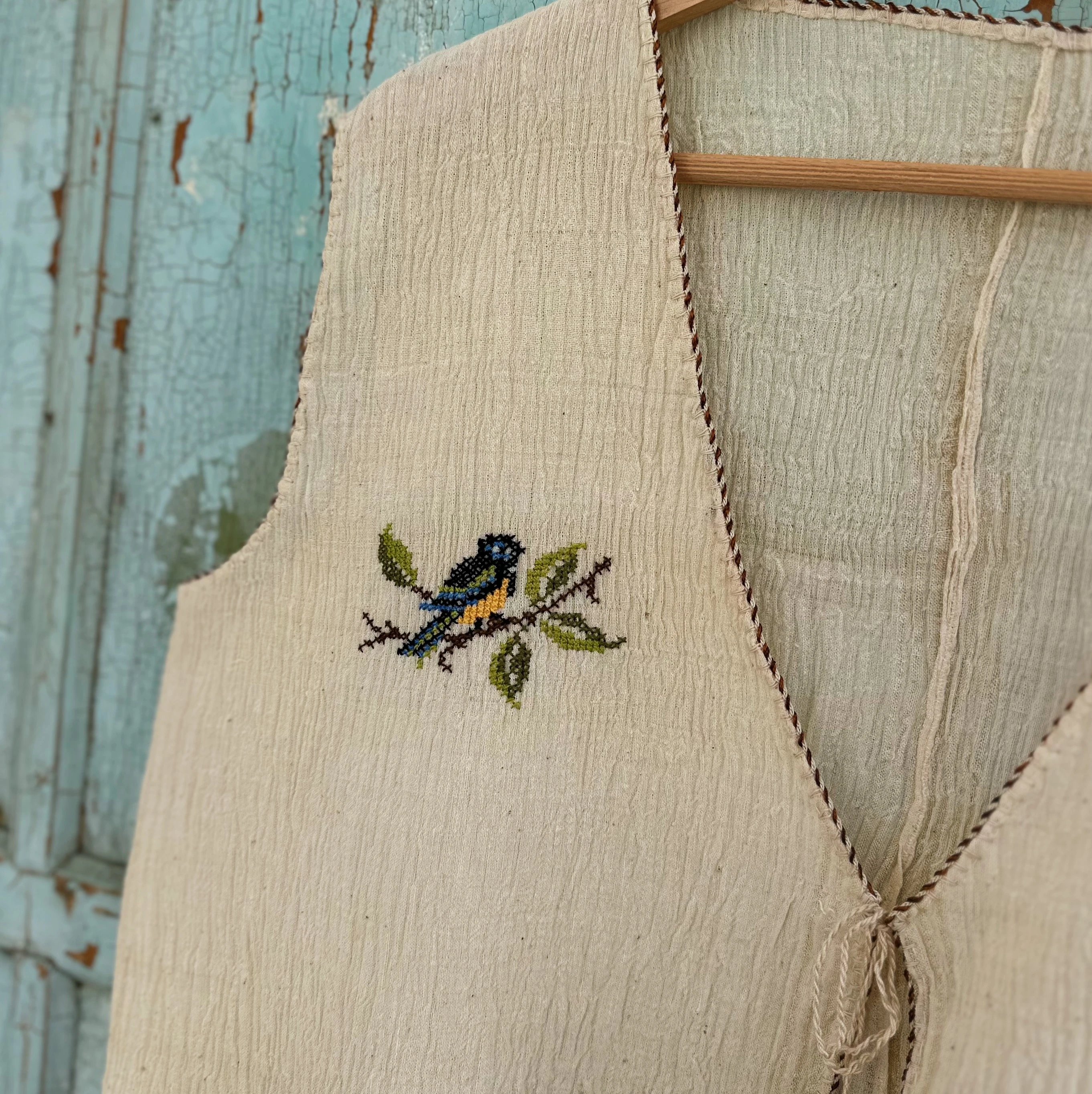 Kuşlar El Nakışlı Dokuma Yelek (42-44 Beden)