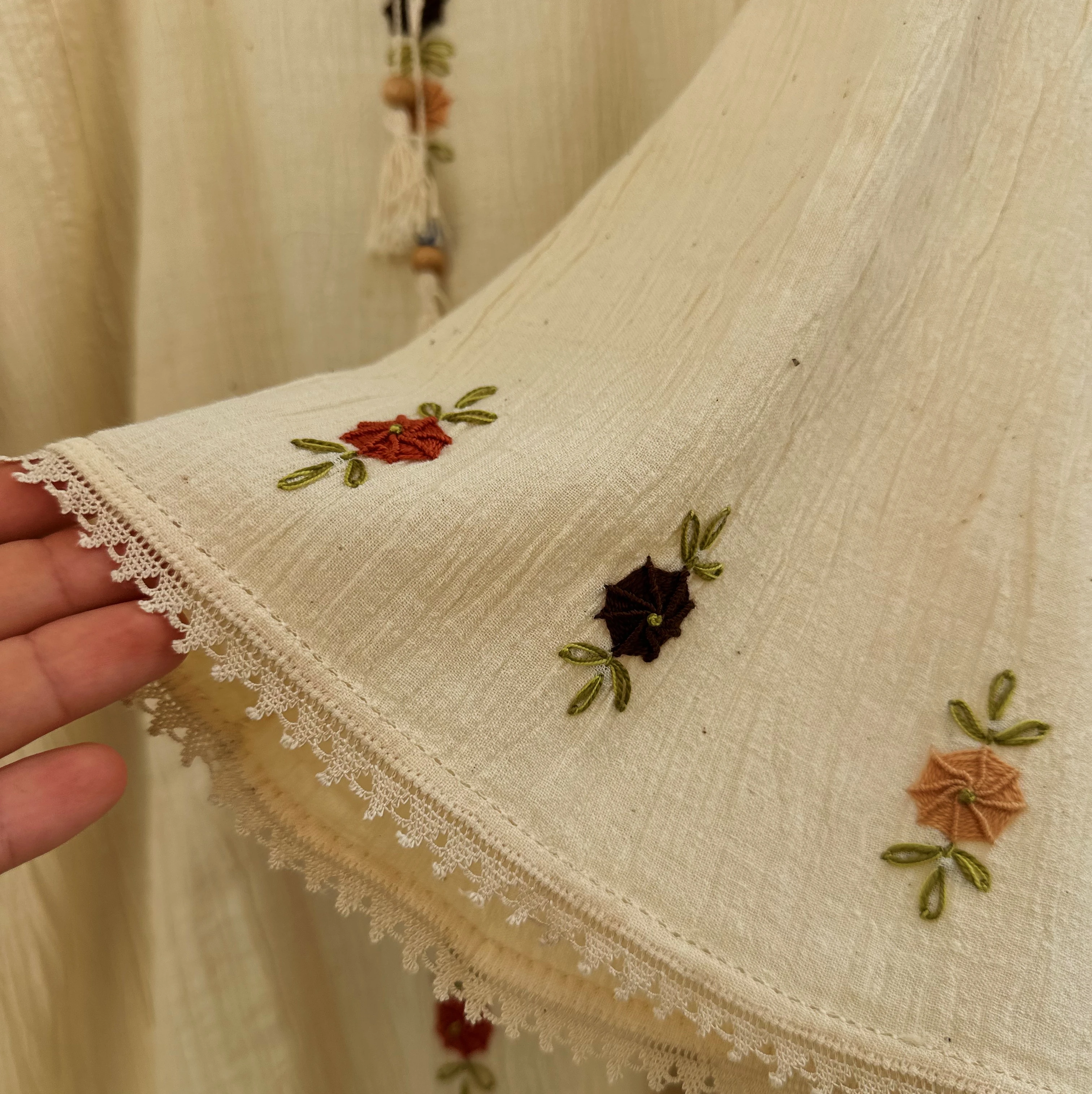 Kahverengi Çiçekli Göynek (44-46 Beden)