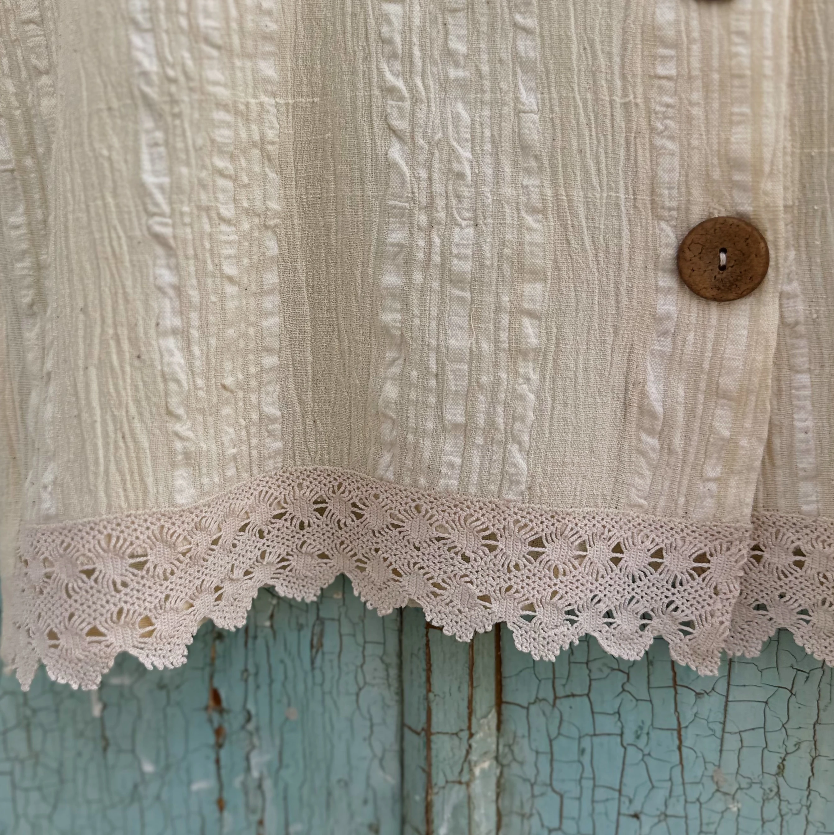 Çiçek İşlemeli Dokuma Yelek (46-48 Beden)