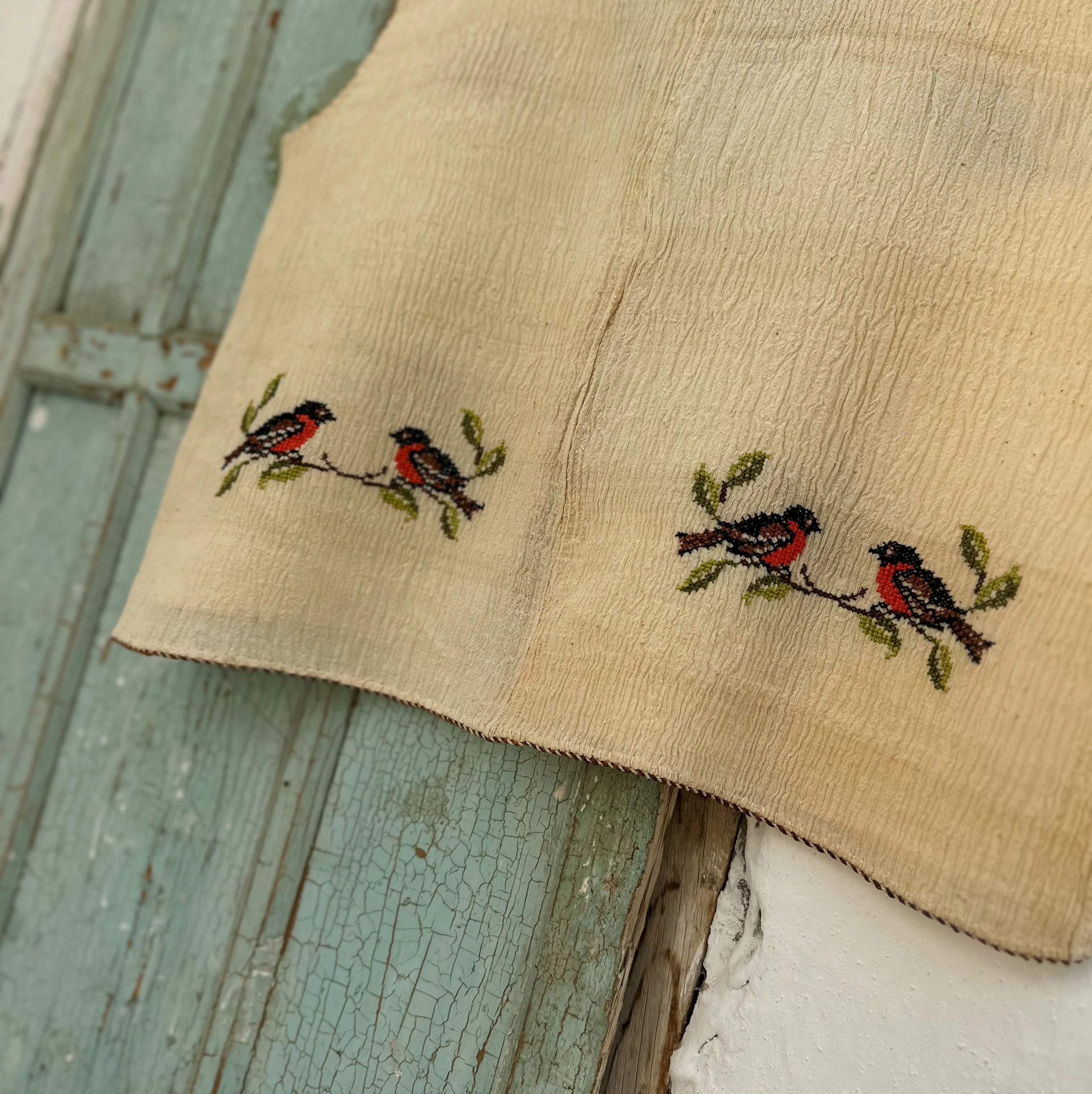 Kuşlar El Nakışlı Dokuma Yelek (42-44 Beden)