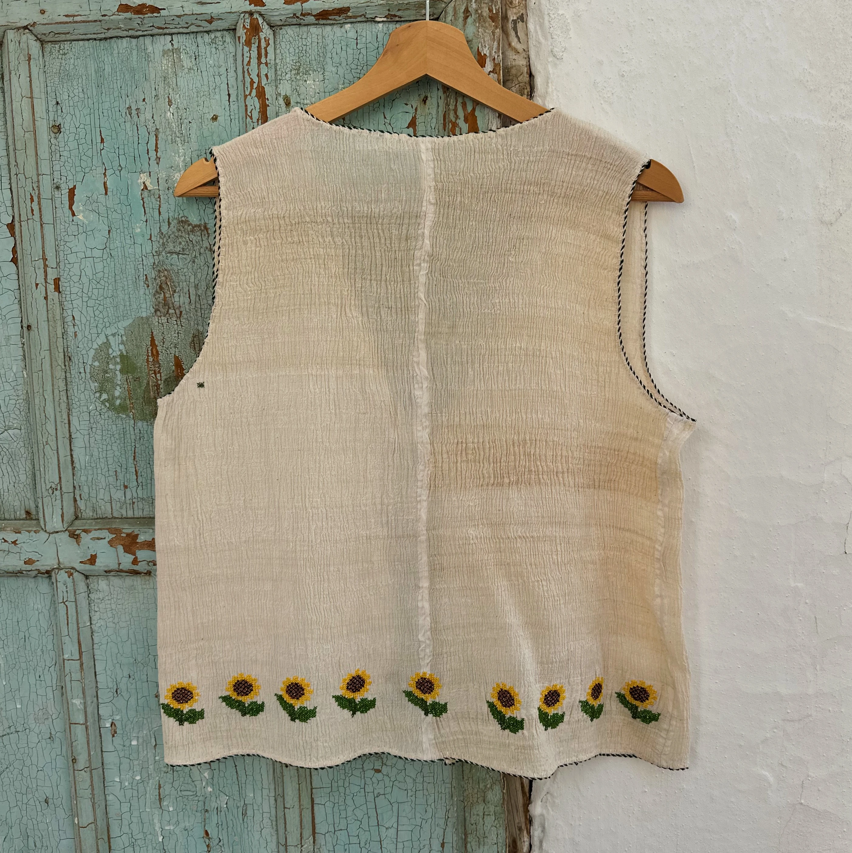 Ayçiçeği El Nakışlı Dokuma Yelek (38 Beden)