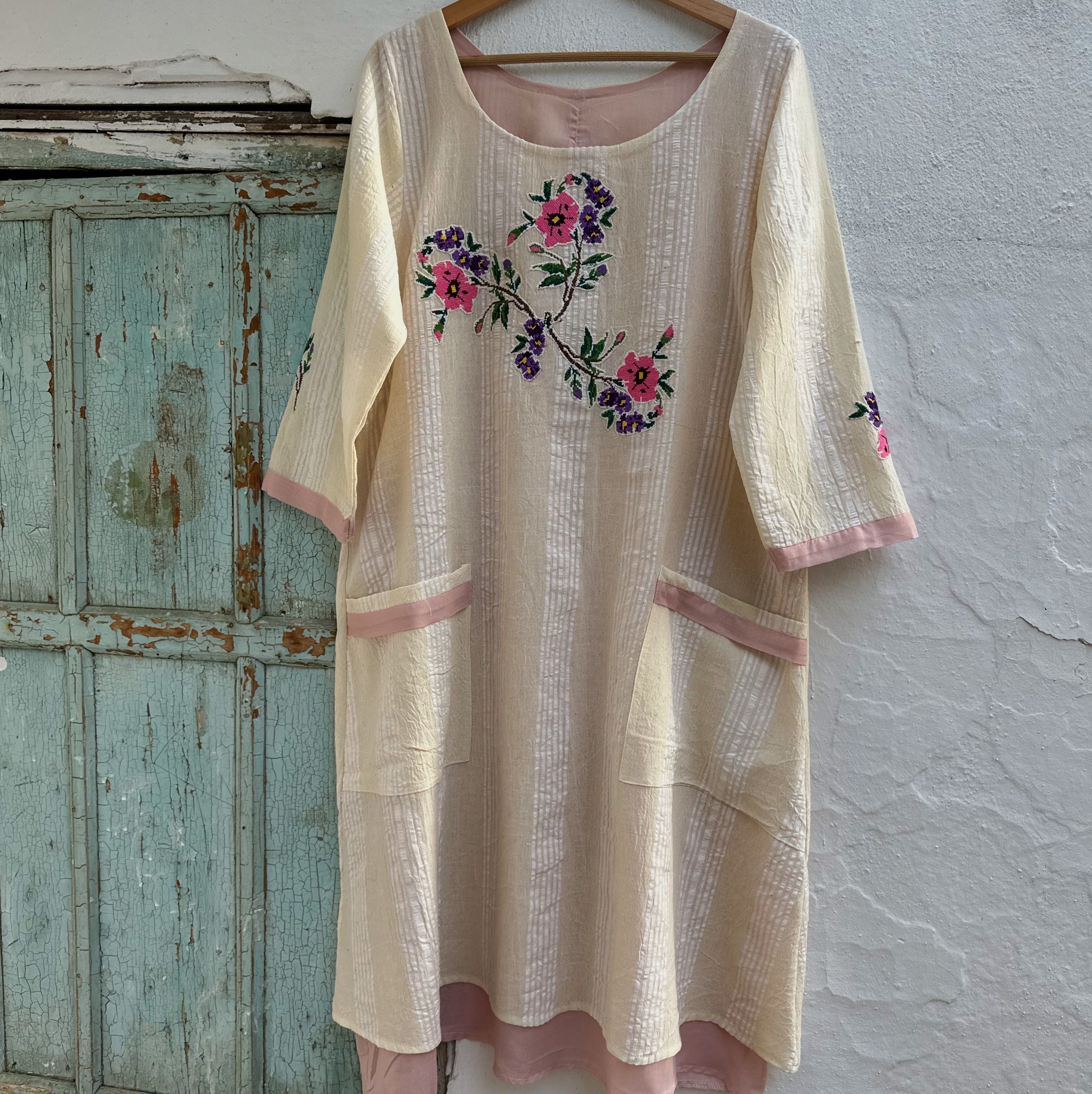 Pembe Mor Çiçekler Elbise (38-40 Beden)
