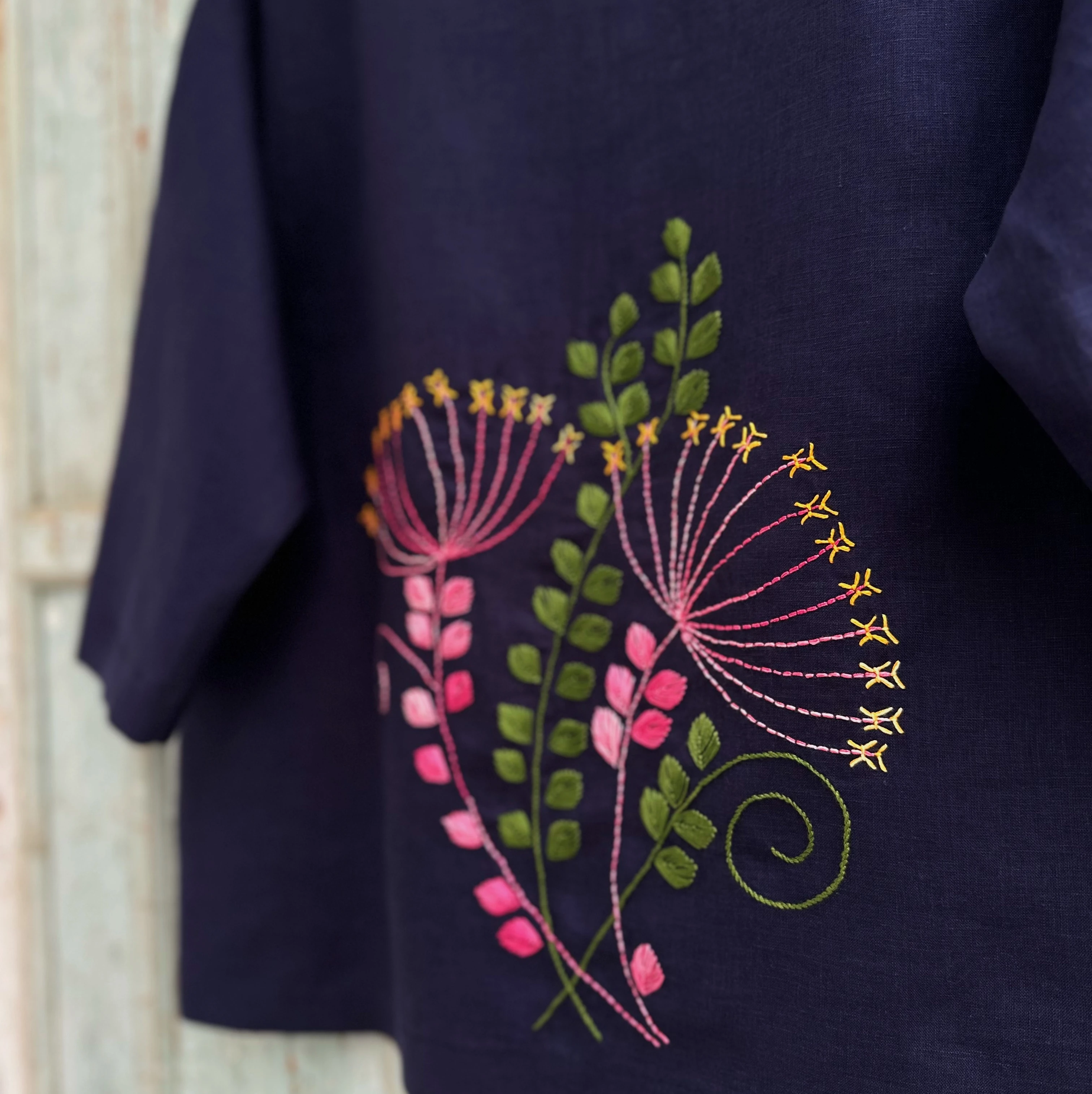 Baldıran Otu İşlemeli İpek Keten Ceket (Standart Beden)