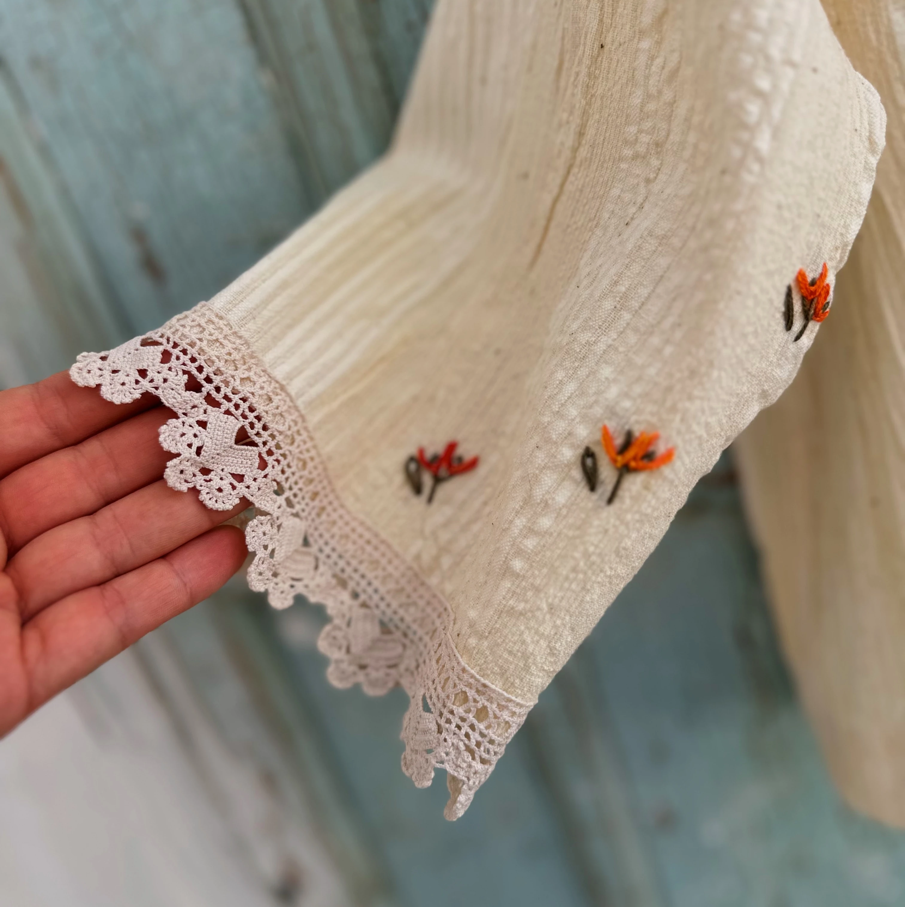 Sarmaşıklar El Nakışlı Crop Ceket (38-40 Beden)