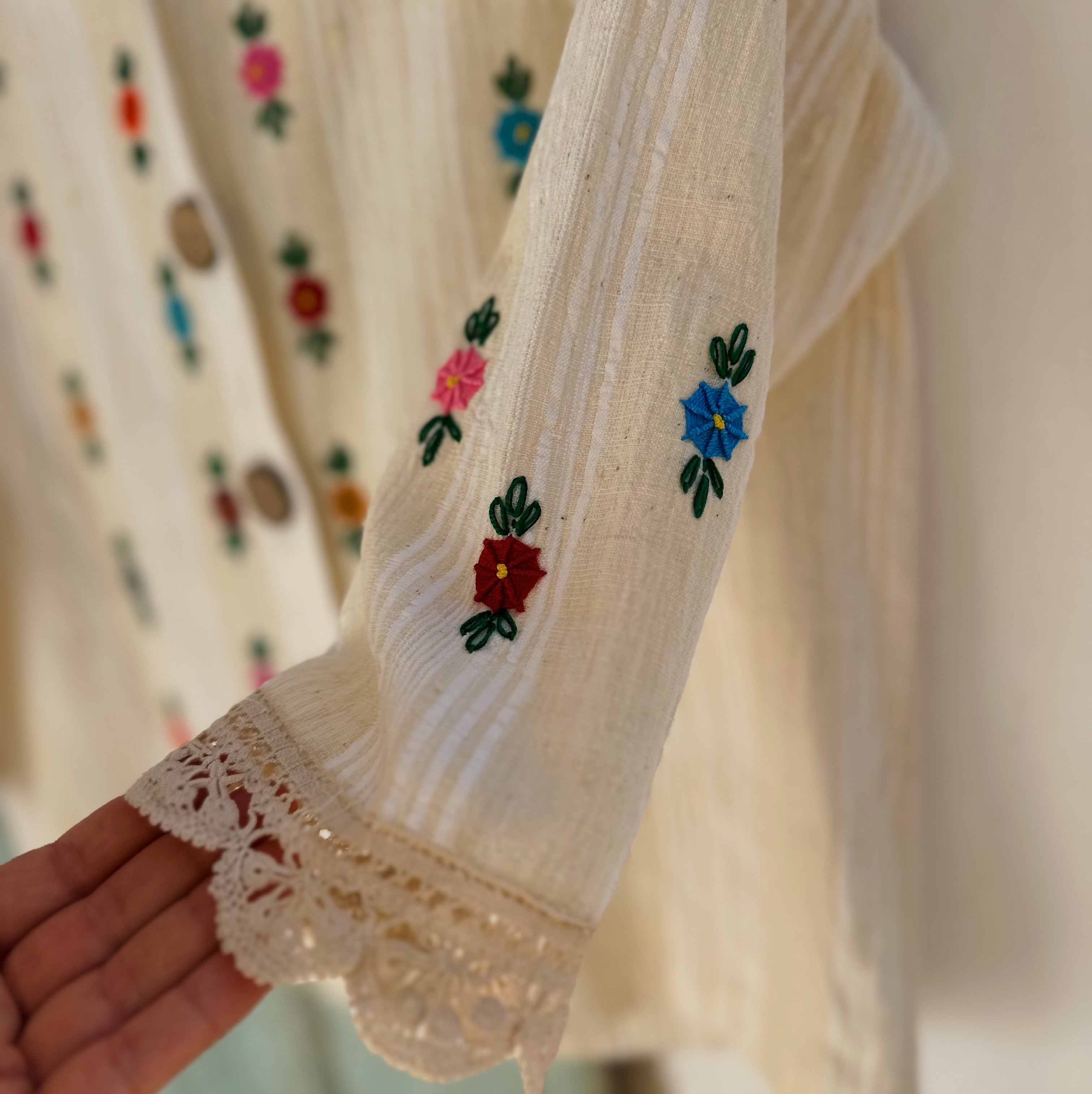 Çiçek İşlemeli Dokuma Ceket (38-40 Beden)