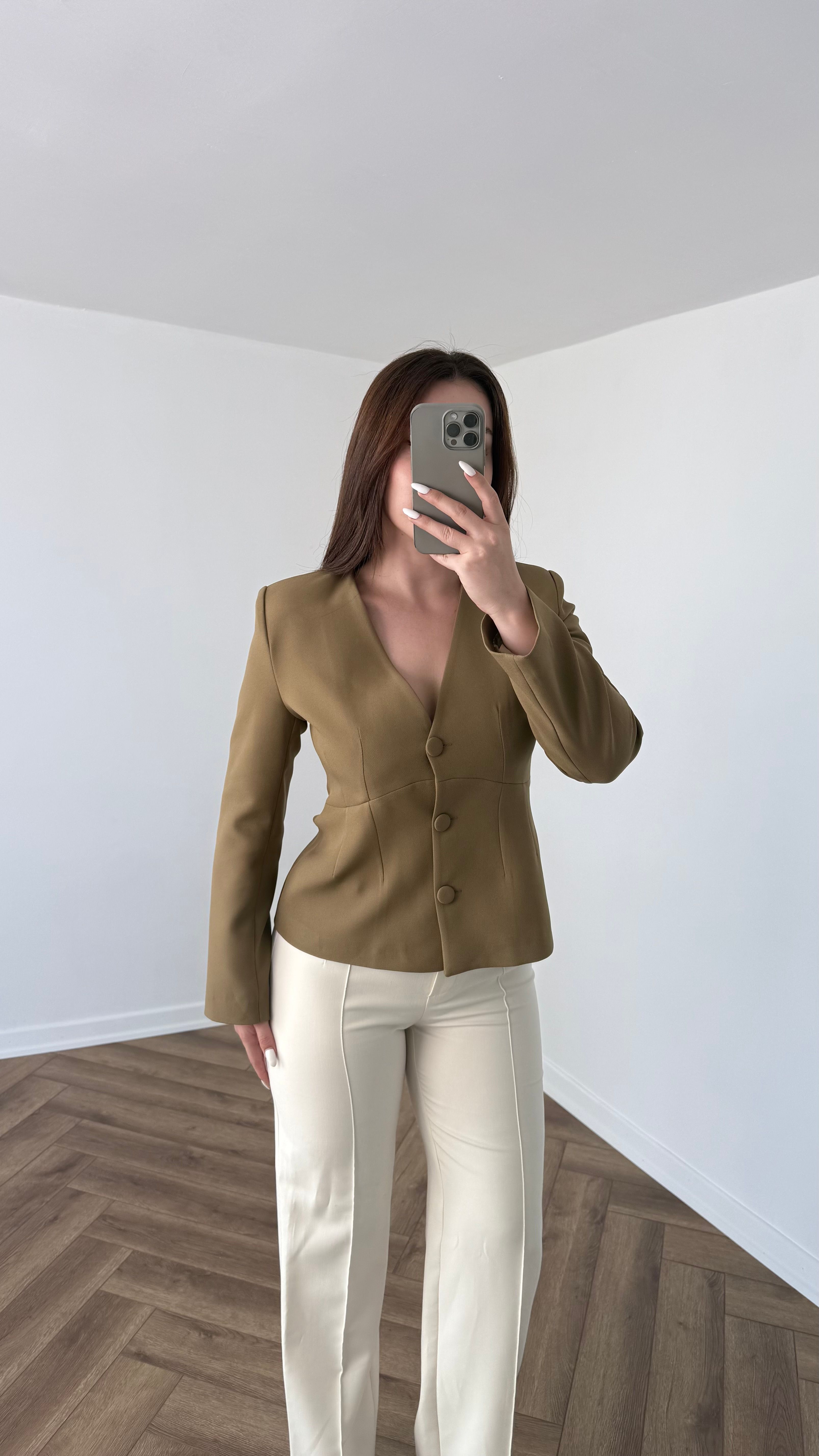 Yeni Sezon Premium V Yaka Crep Vatkalı Ceket