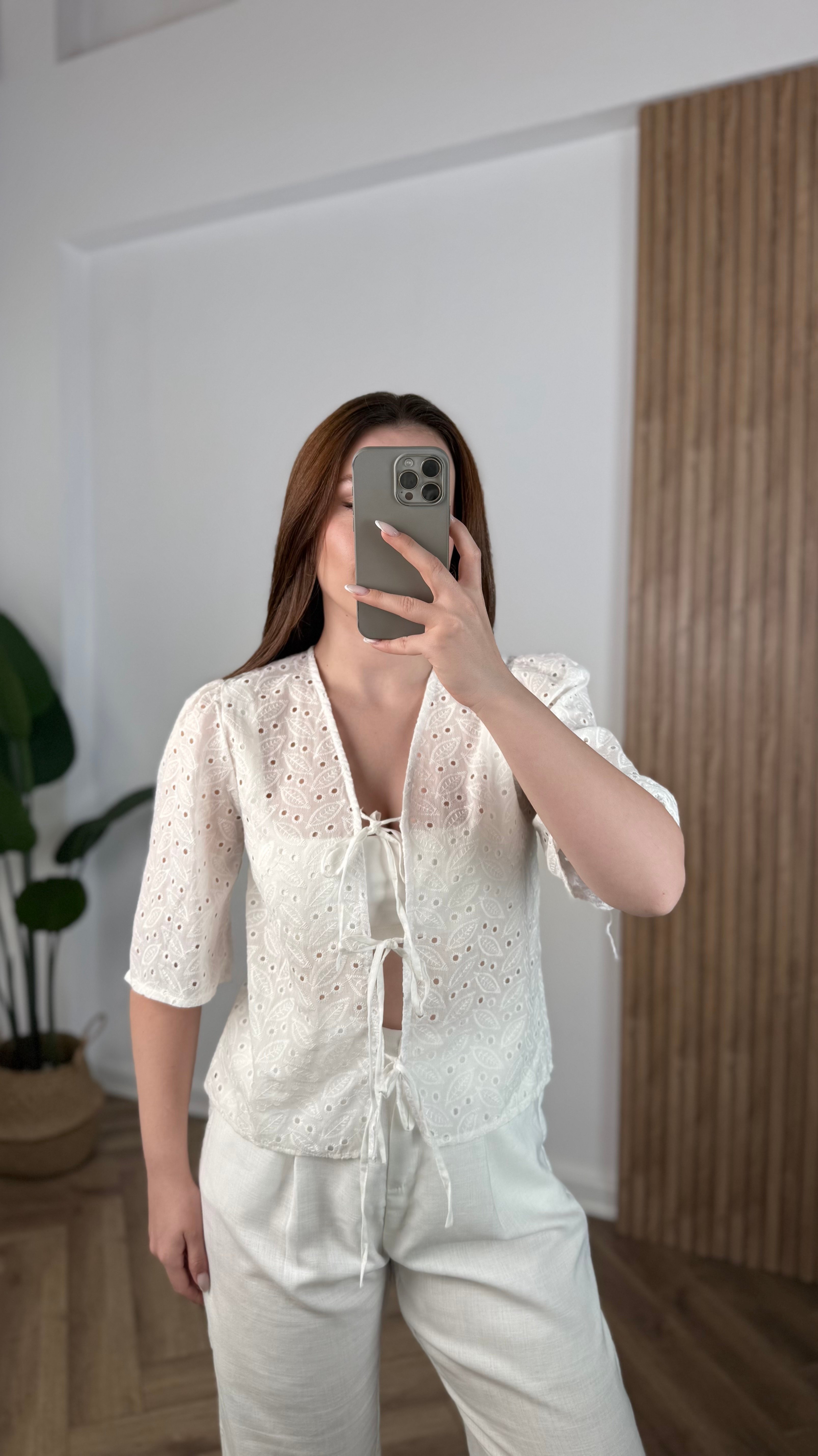 Yeni Sezon Bağlamalı Transparan Bluz