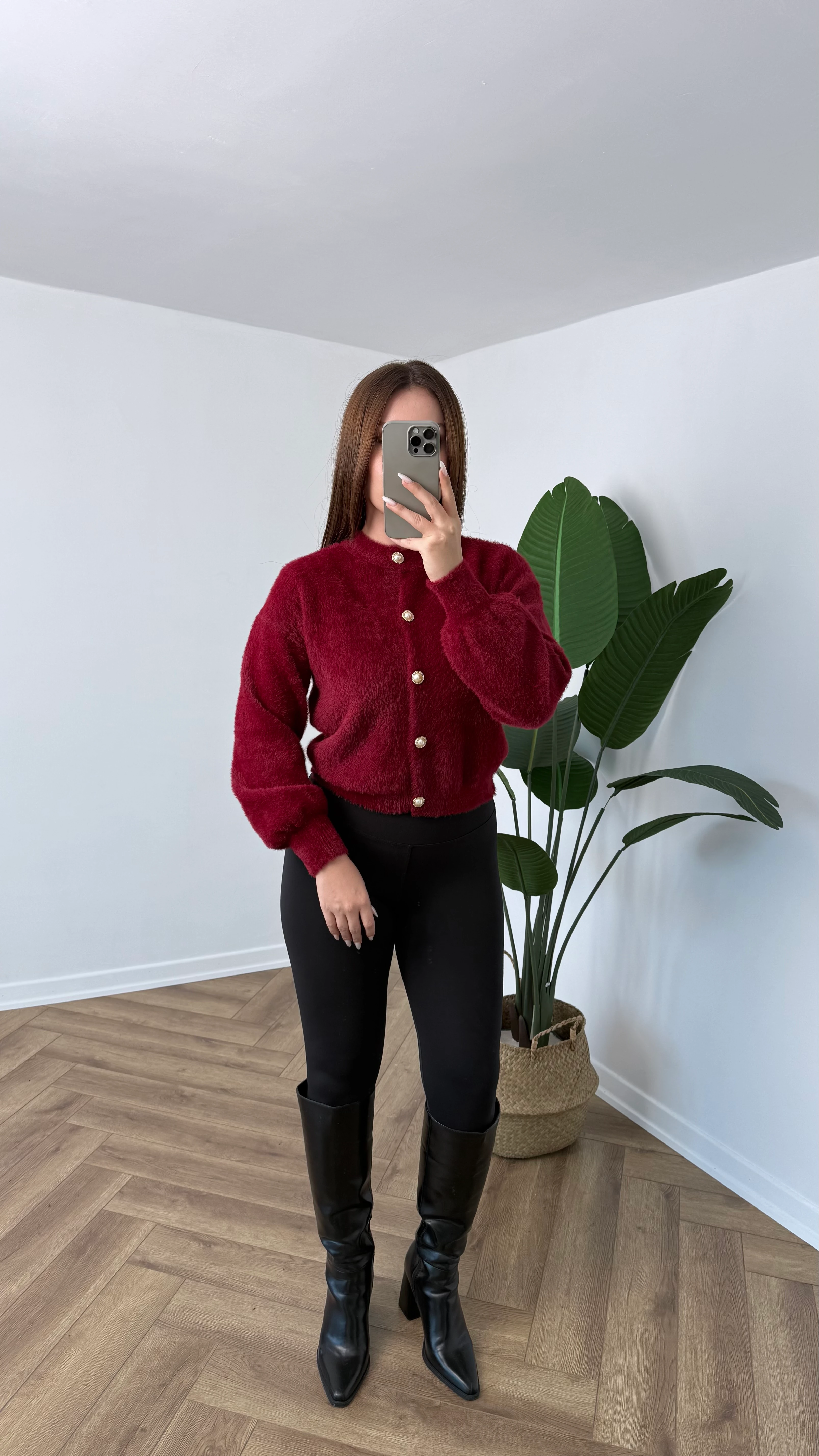 Yeni Sezon İnci Düğme Sakallı Hırka