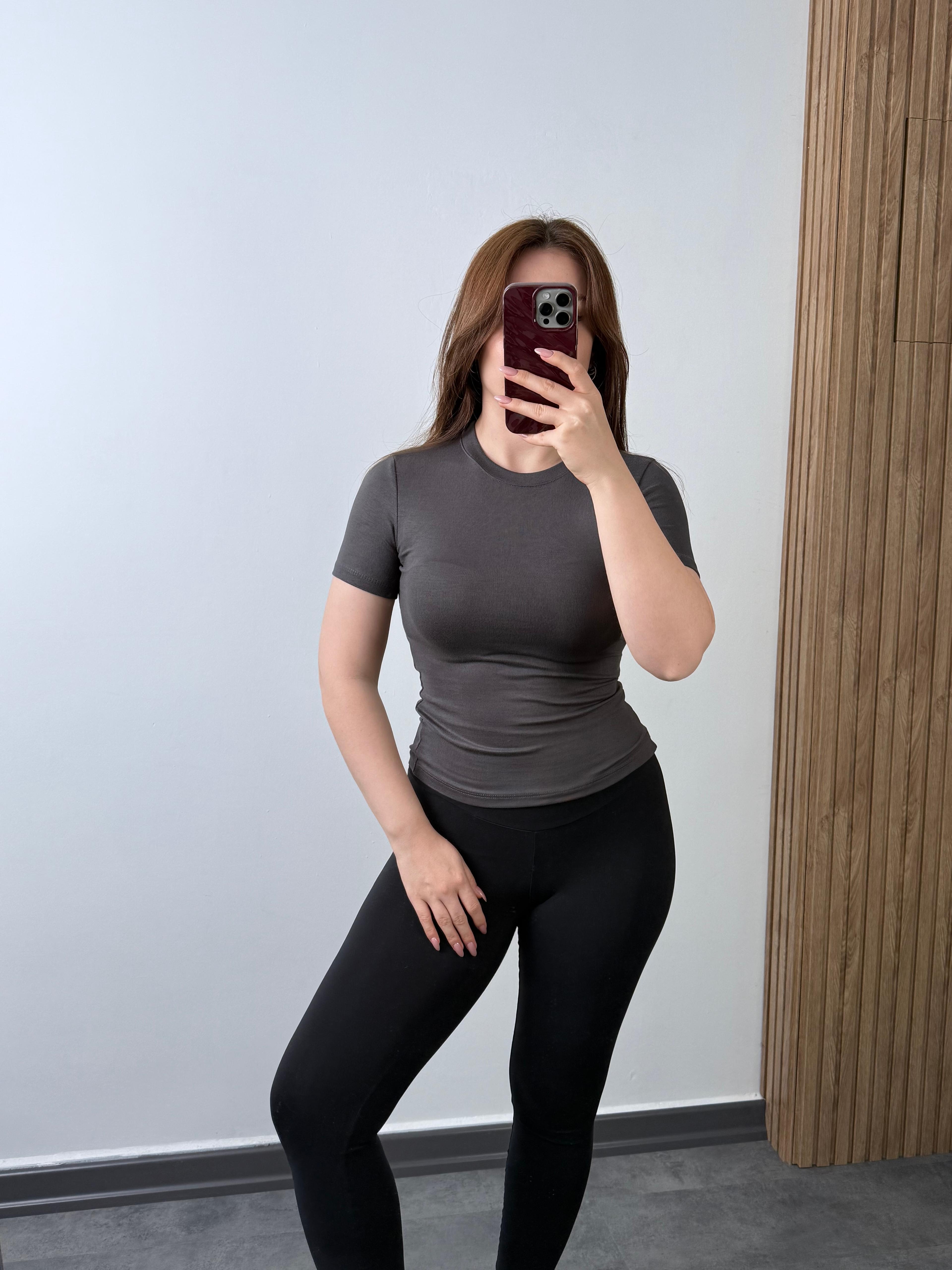 OYS Yuvarlak Yaka Tam Bel Buzzy Kısa Kollu Body