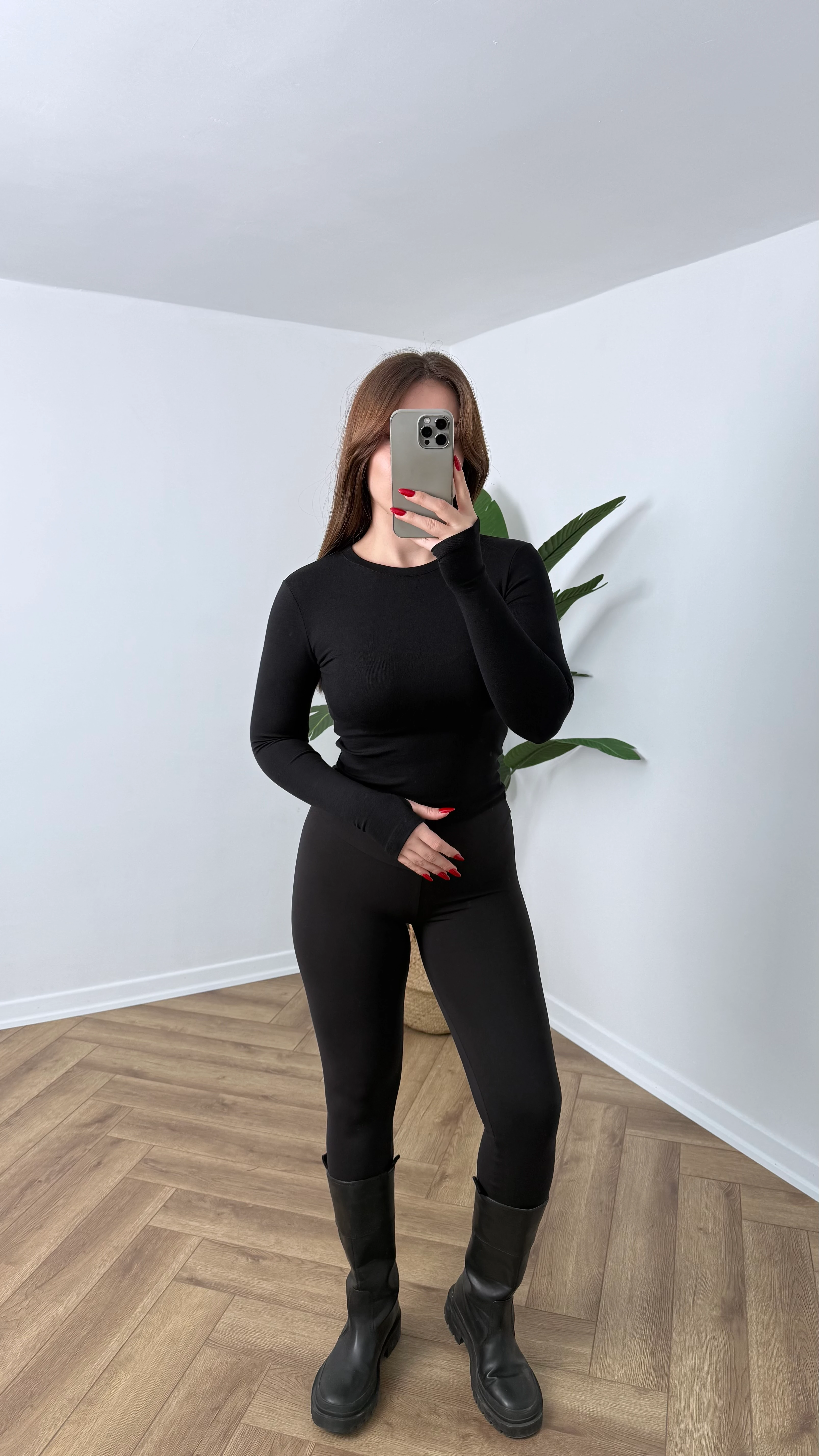 Yeni Sezon Premium Yuvarlak Yaka Parmak Geçmeli Orta Bel Body