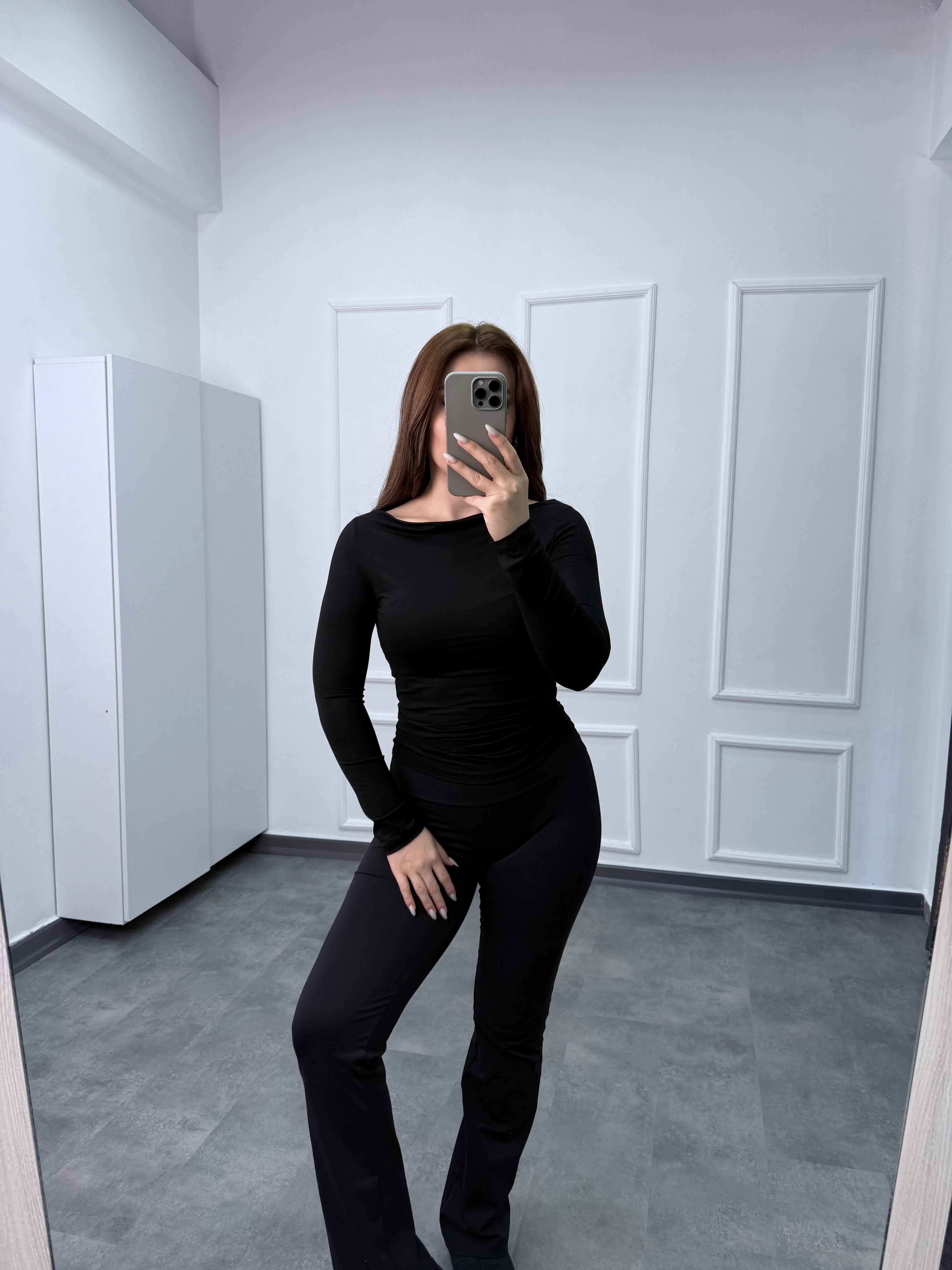Kayık Yaka Büzgü Detaylı Pamuk Penye Body - Siyah