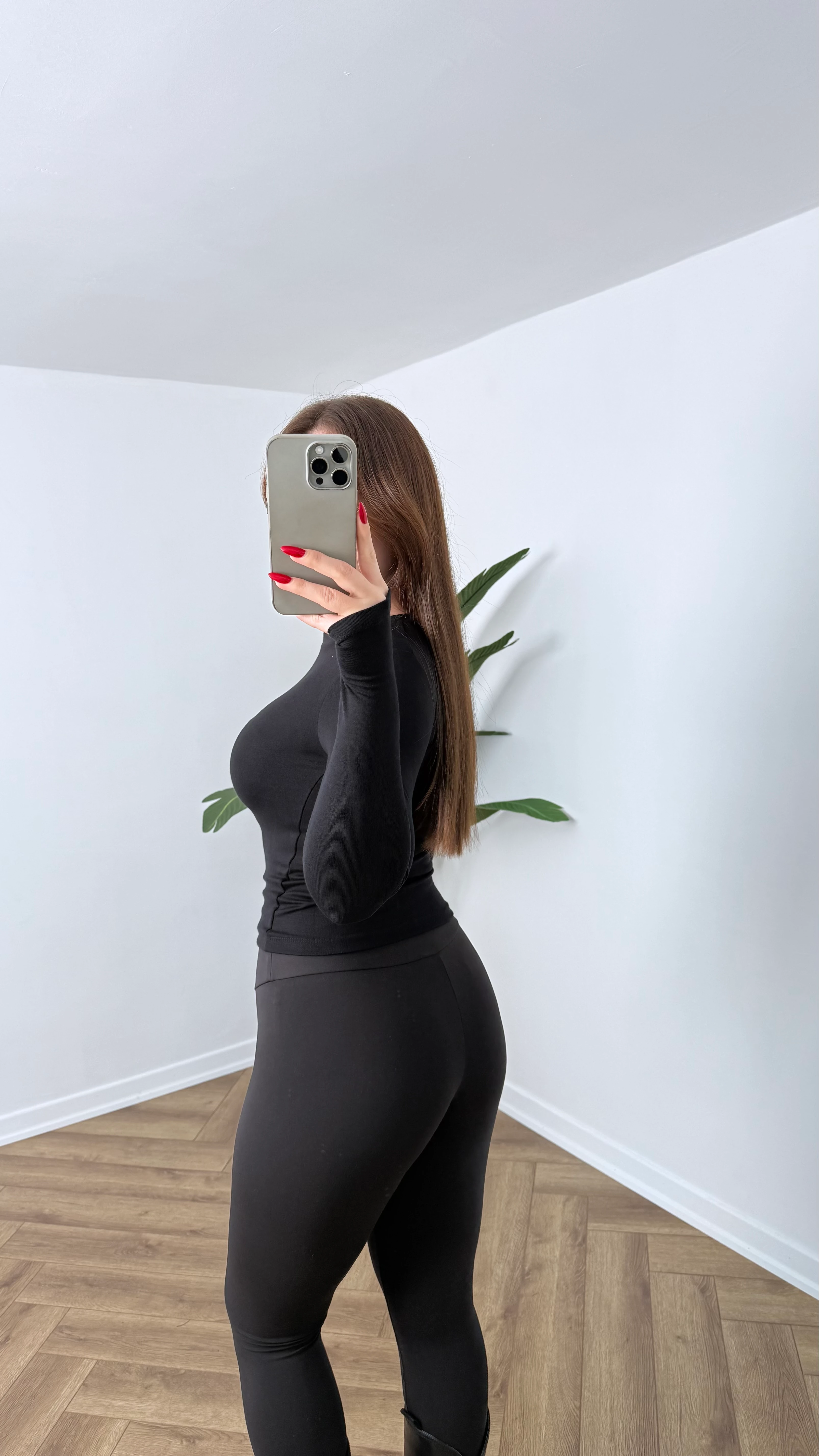 Yeni Sezon Premium Yuvarlak Yaka Parmak Geçmeli Orta Bel Body