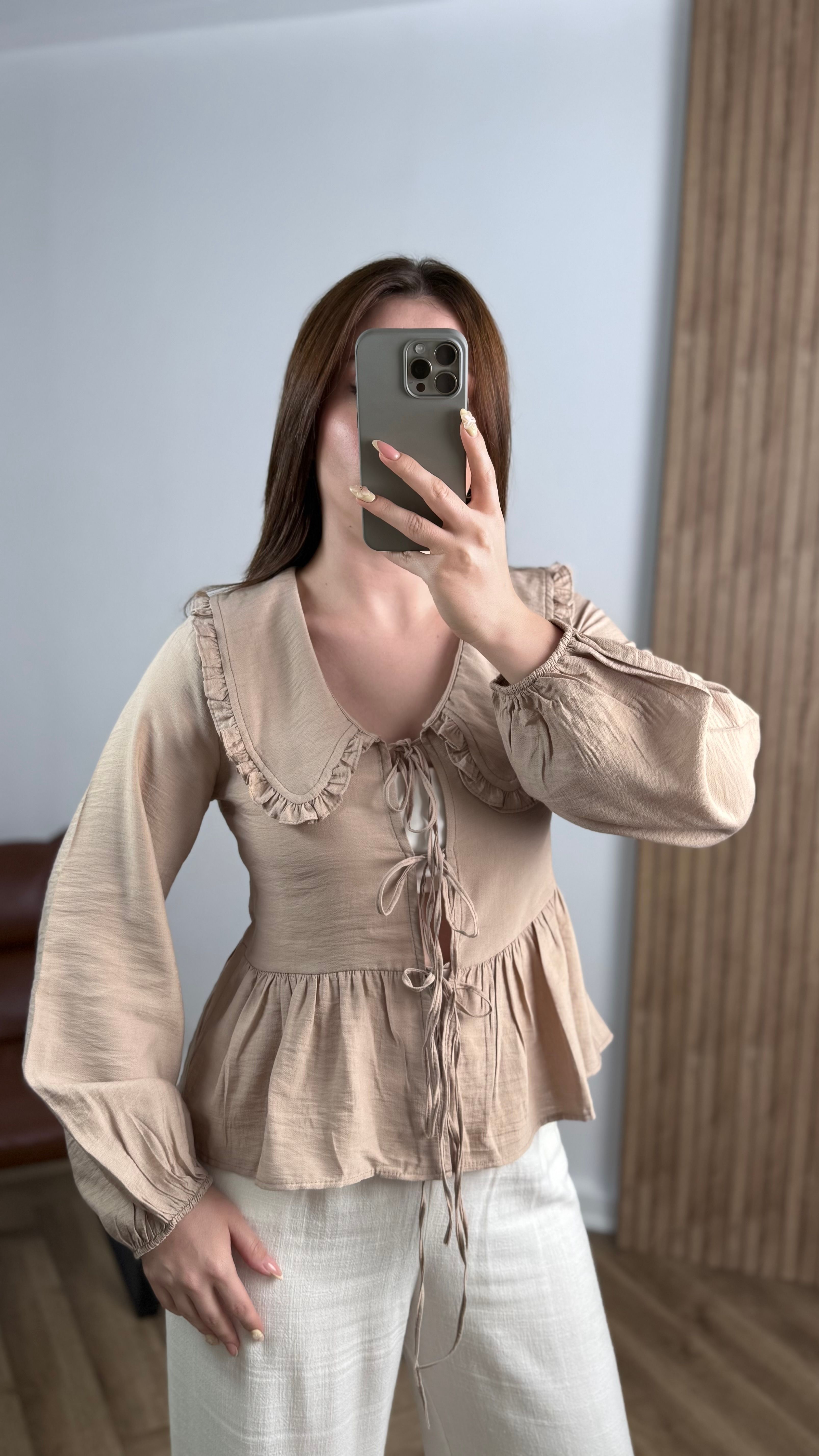 Yeni Sezon Bebe Yaka Bağlamalı Gömlek - Taş