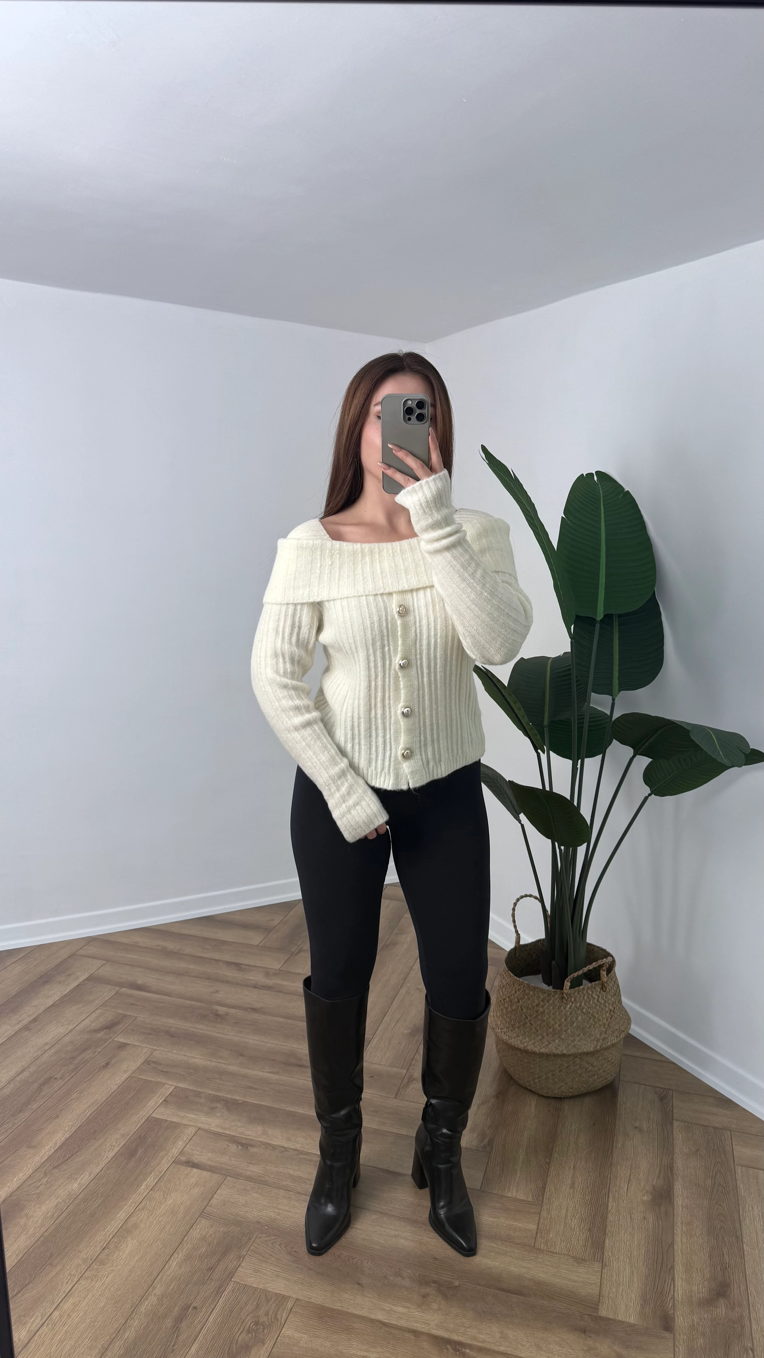 Yeni Sezon Düğmeli Premium Yaka Detaylı Kazak