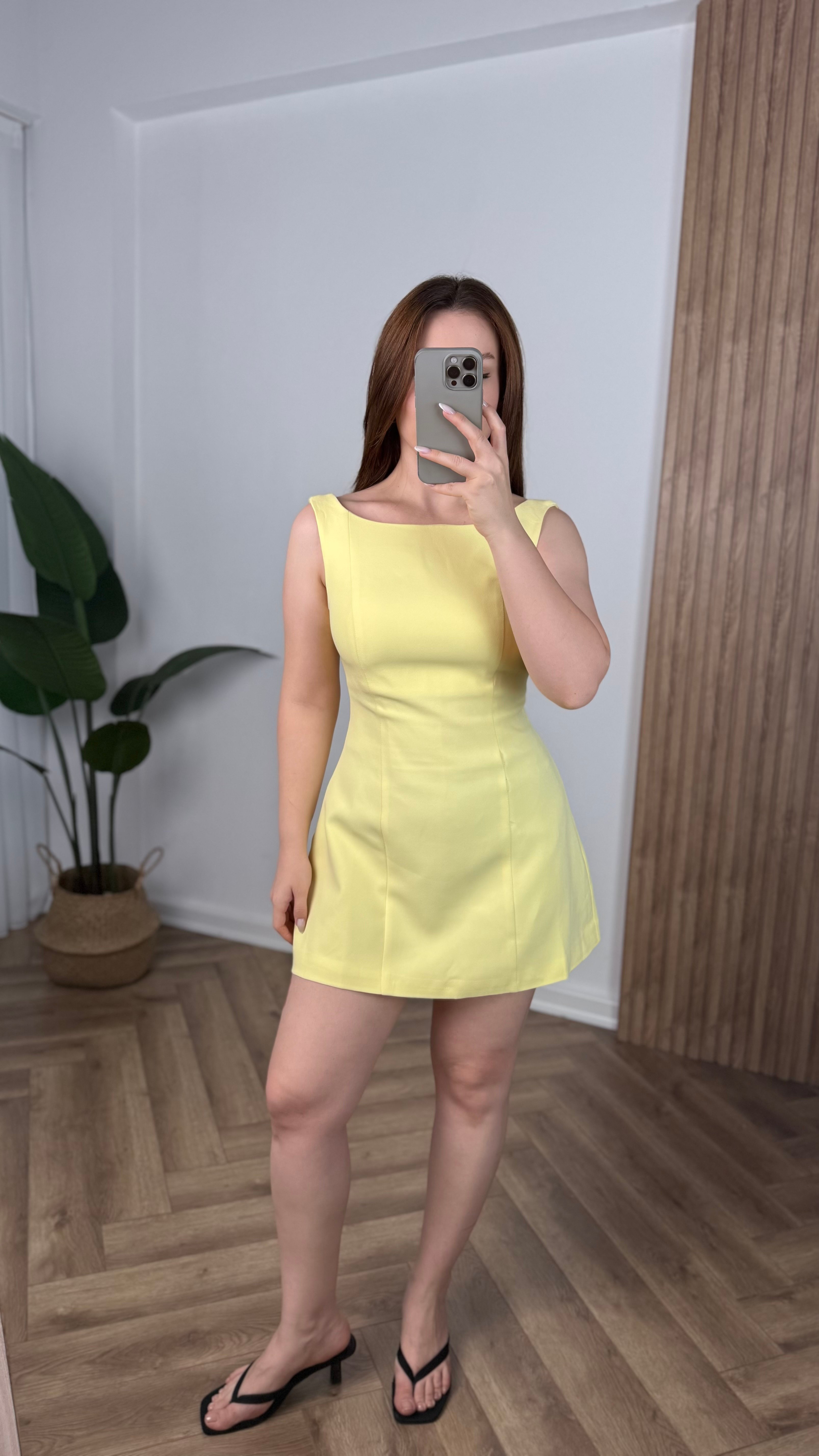 Yeni Sezon Kayık Yaka Mini Çan Elbise