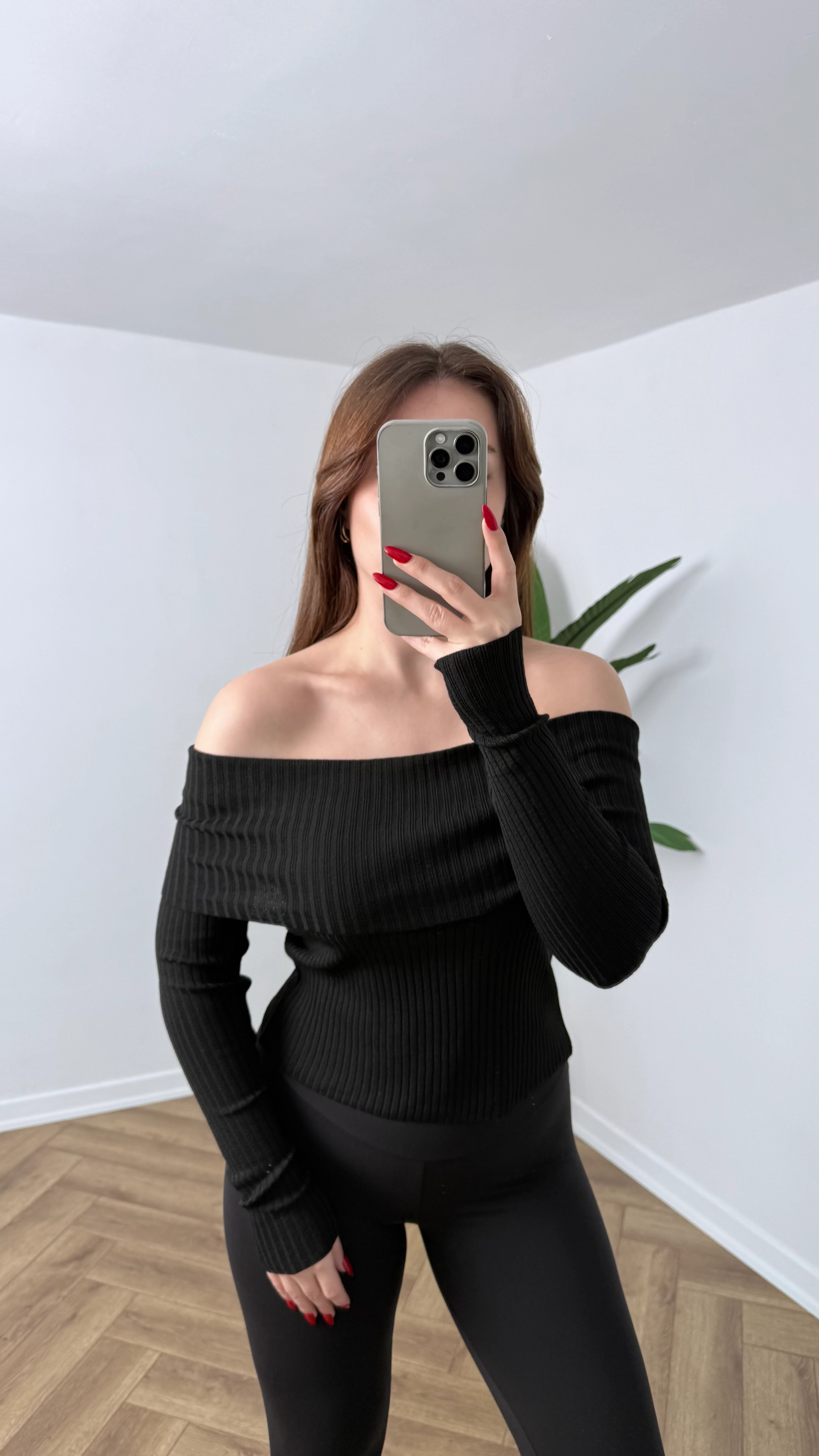 Yeni Sezon Madonna Yaka Kazak - Siyah