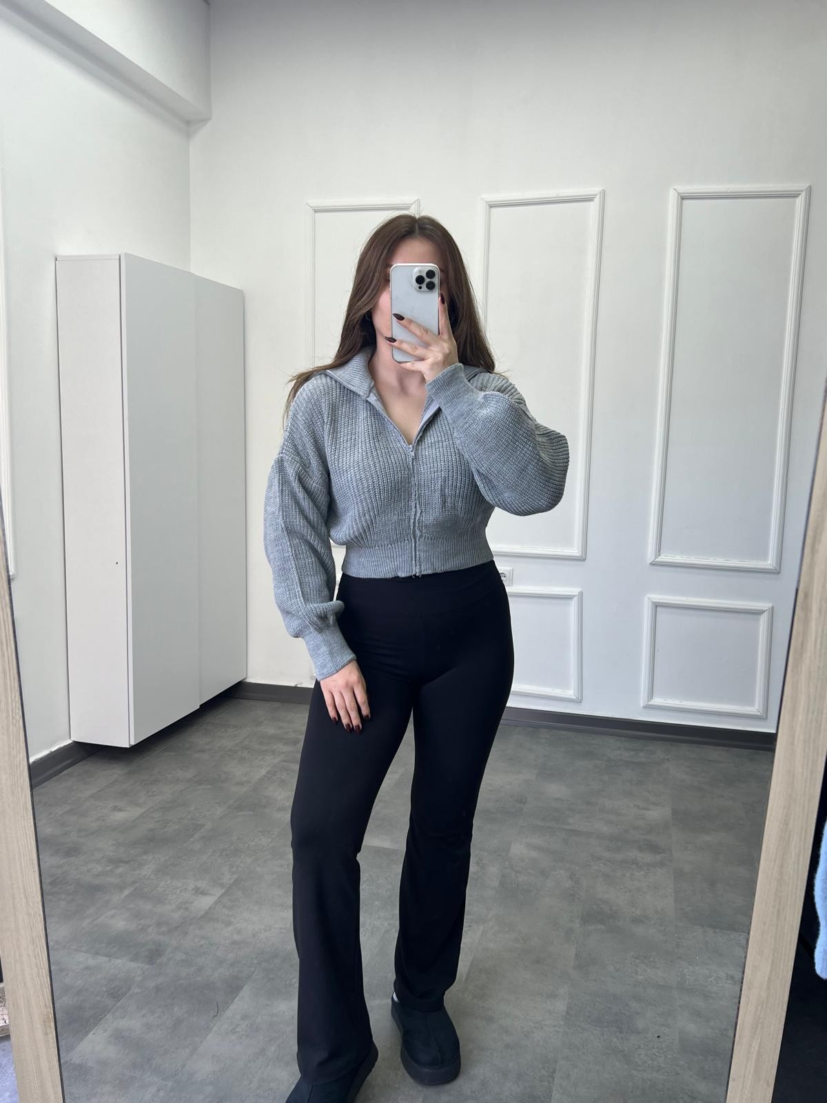 Yeni Sezon Yaka Detaylı Crop Örme Hırka