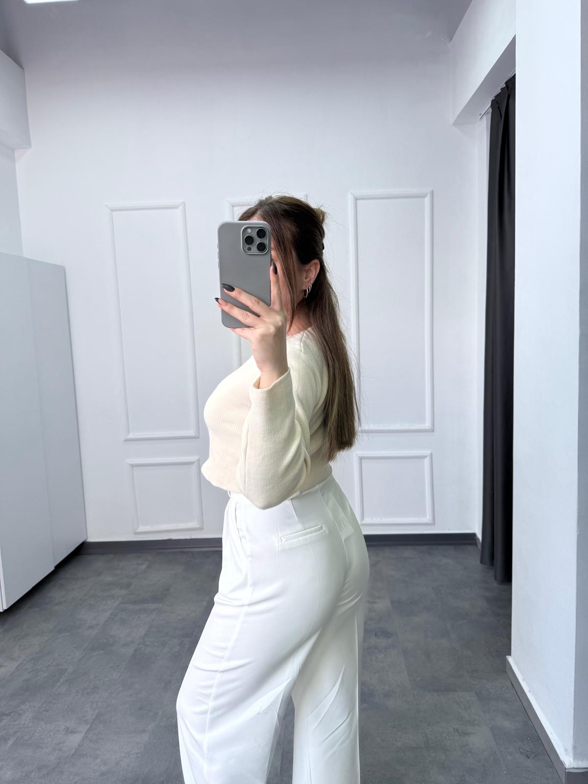 Yeni Sezon Kırık Düğme Detaylı V Yaka Triko