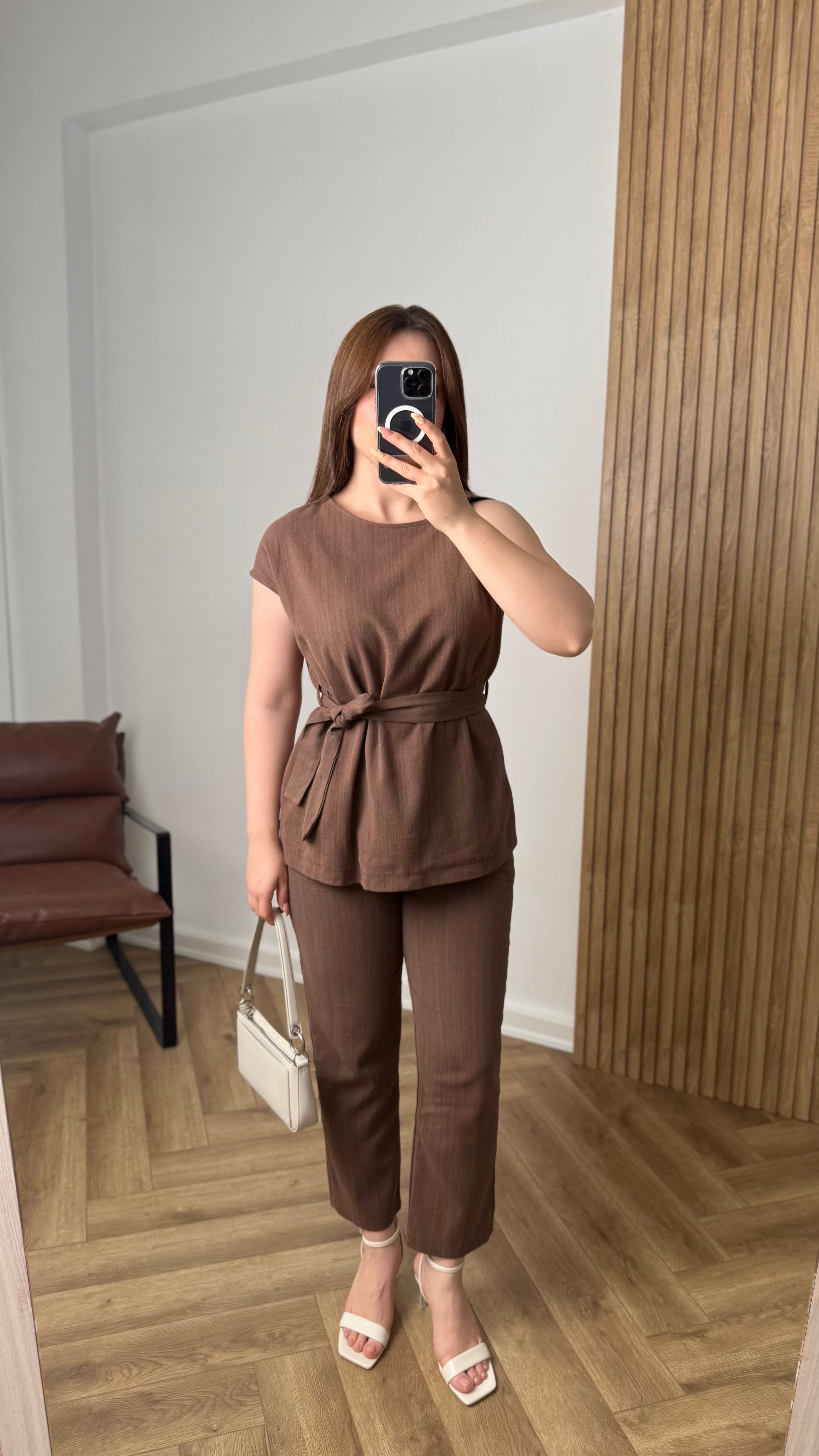 Yeni Sezon Premium Keten Bağlamalı Takım - Kahverengi