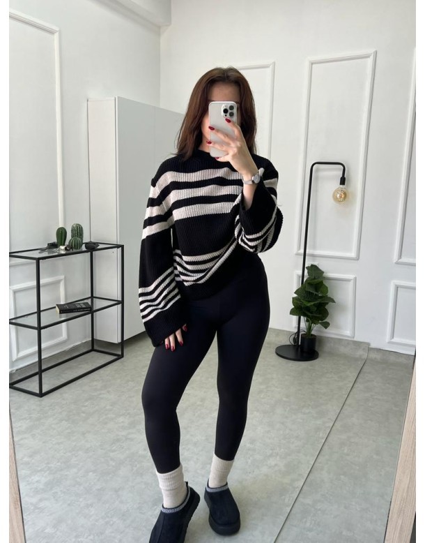 Muadil Pinterest Siyah Kazak