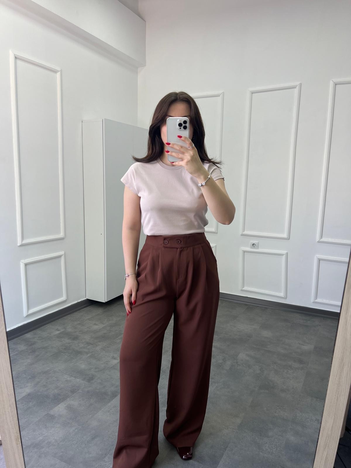 M.Dutti Kol Detaylı Krem T-shirt