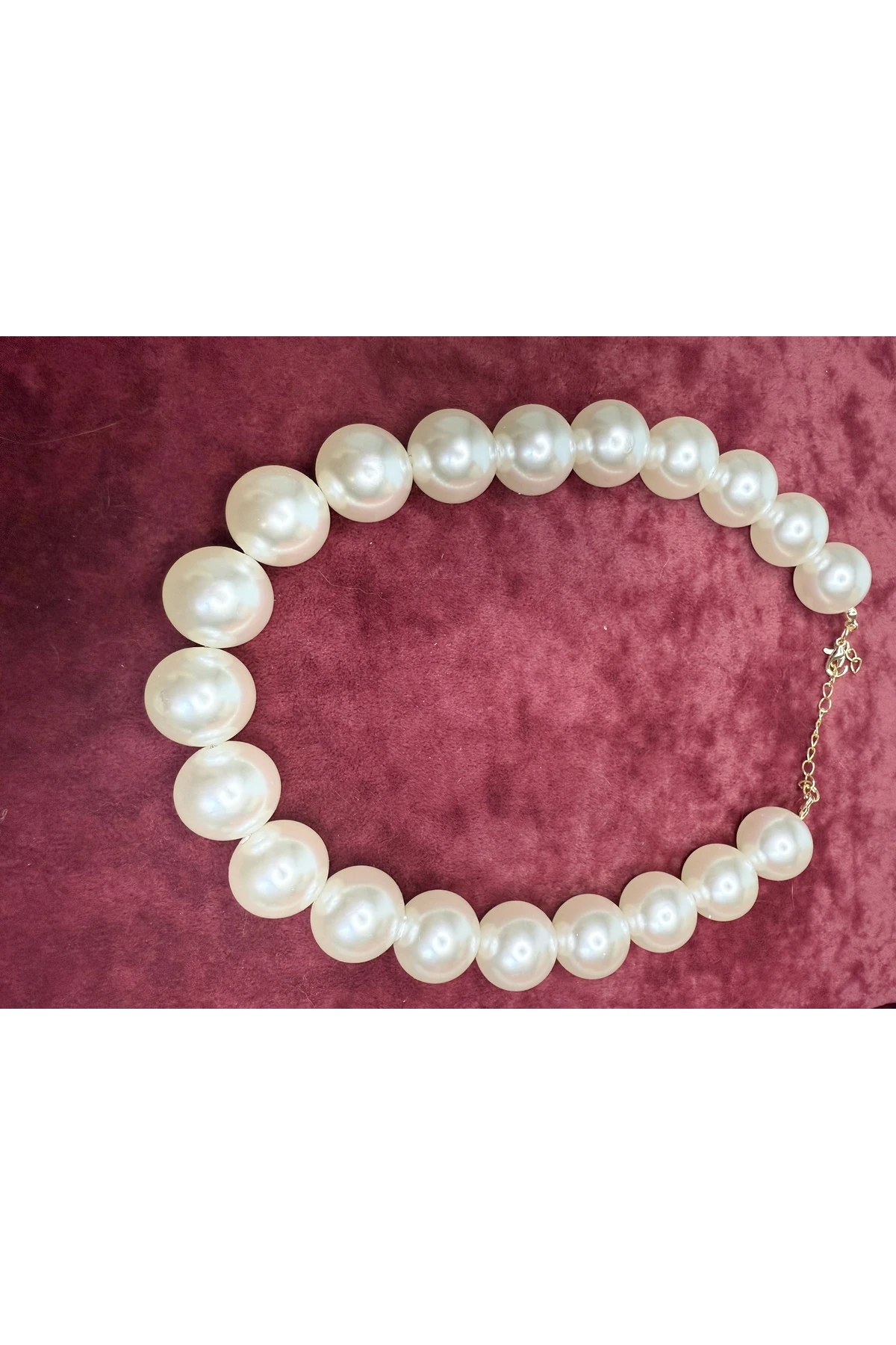 Büyük İncili Zarif Kolye