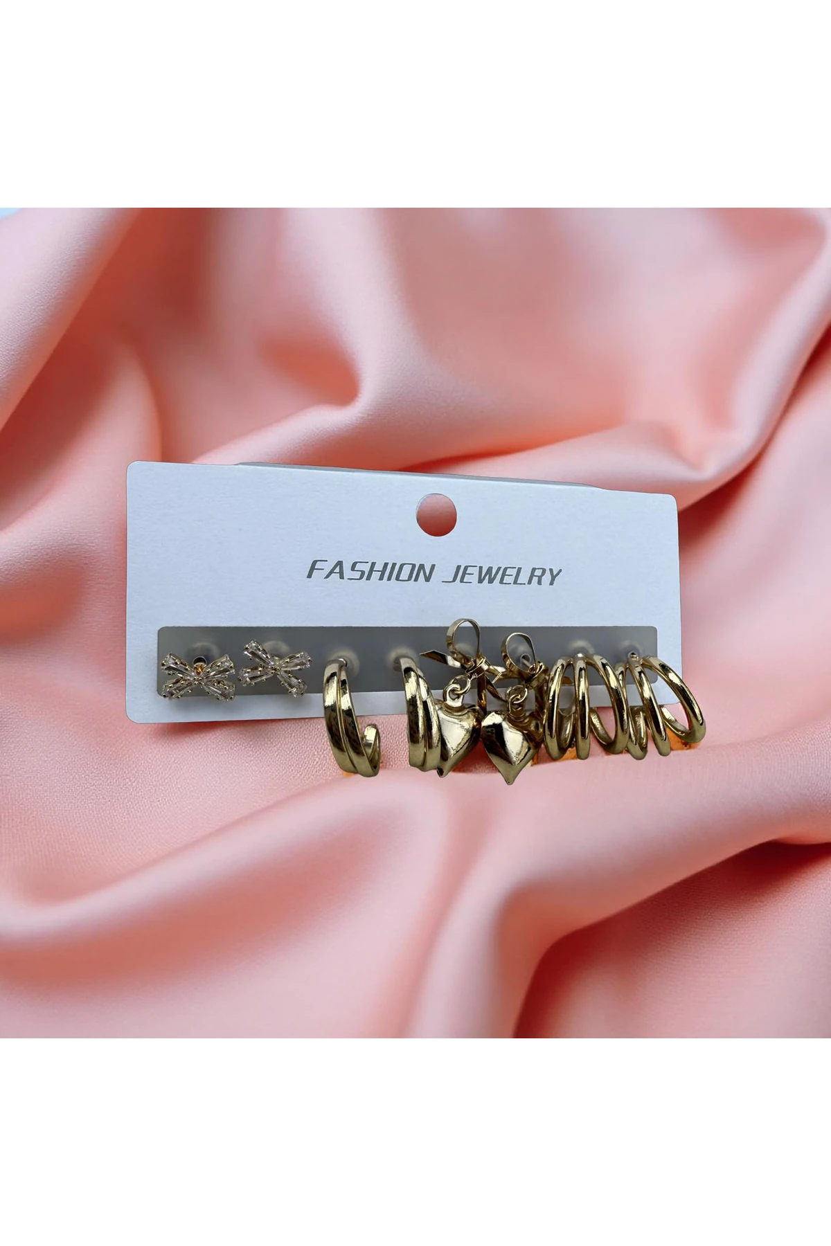 4'lü Kalpli ve Kurdele Küpe Seti